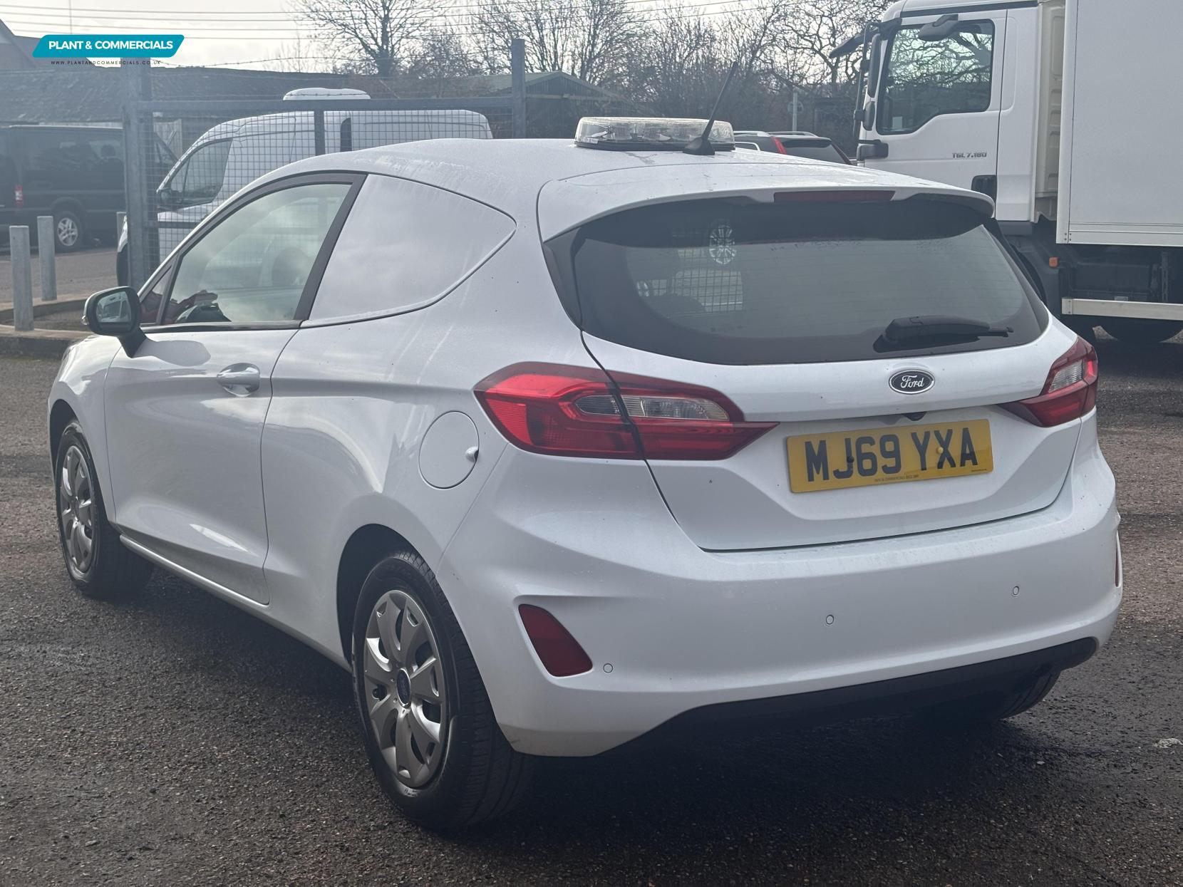 Ford Fiesta Van 1.5 TDCi Car Derived Van 3dr Diesel Manual Euro 6 (s/s) (85 ps)