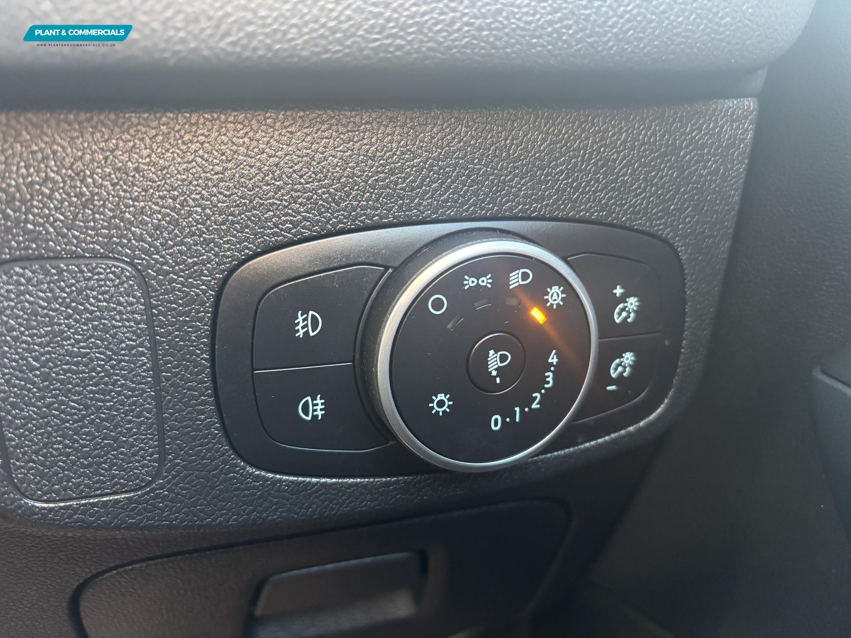 Ford Focus 1.0T EcoBoost Titanium Hatchback 5dr Petrol Manual Euro 6 (s/s) (125 ps)