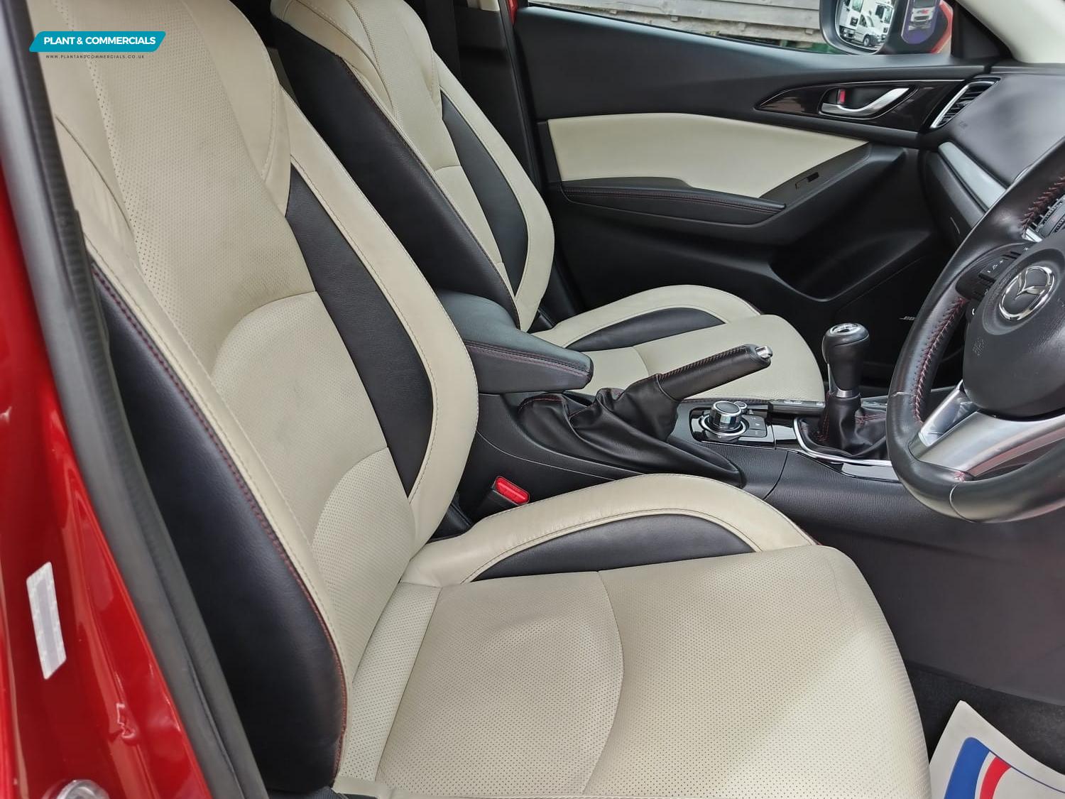 Mazda Mazda3 2.0 SKYACTIV-G Sport Nav Hatchback 5dr Petrol Manual Euro 5 (s/s) (165 ps)