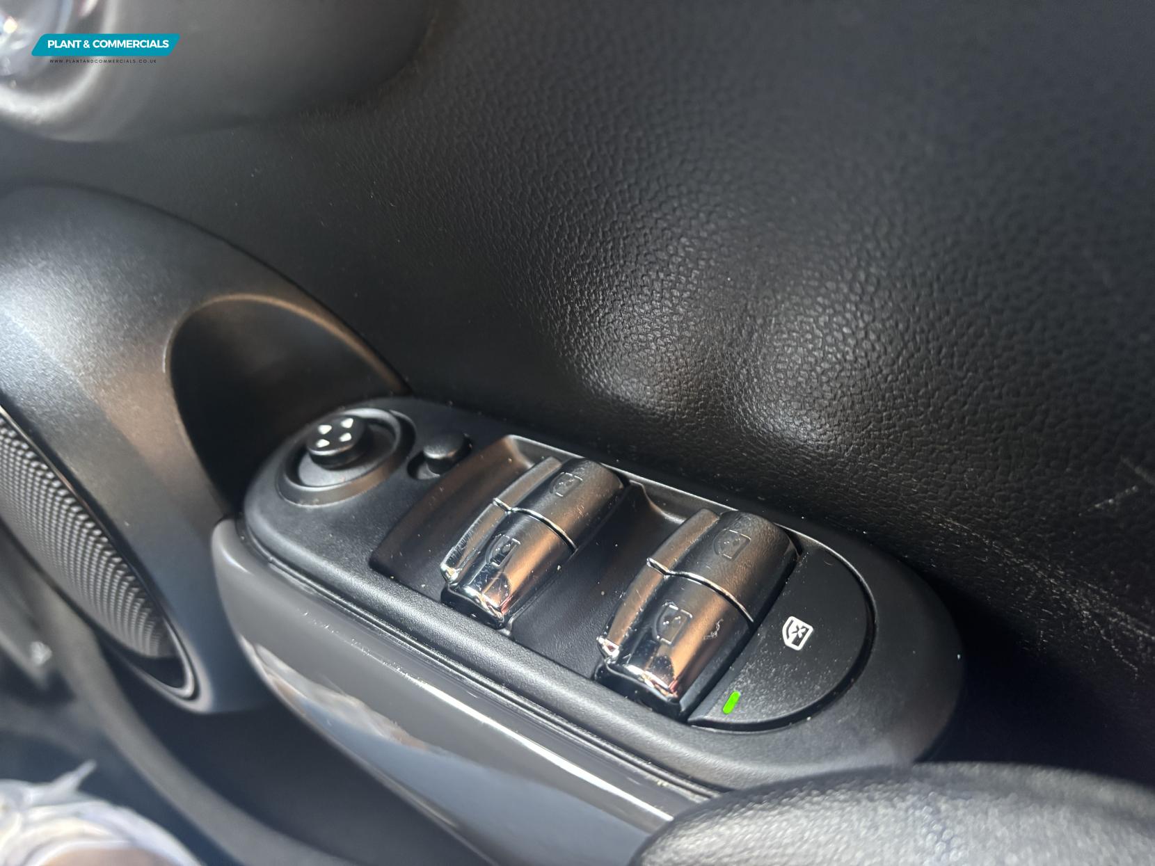 MINI Hatch 1.5 Cooper D Hatchback 5dr Diesel Manual Euro 6 (s/s) (116 ps)