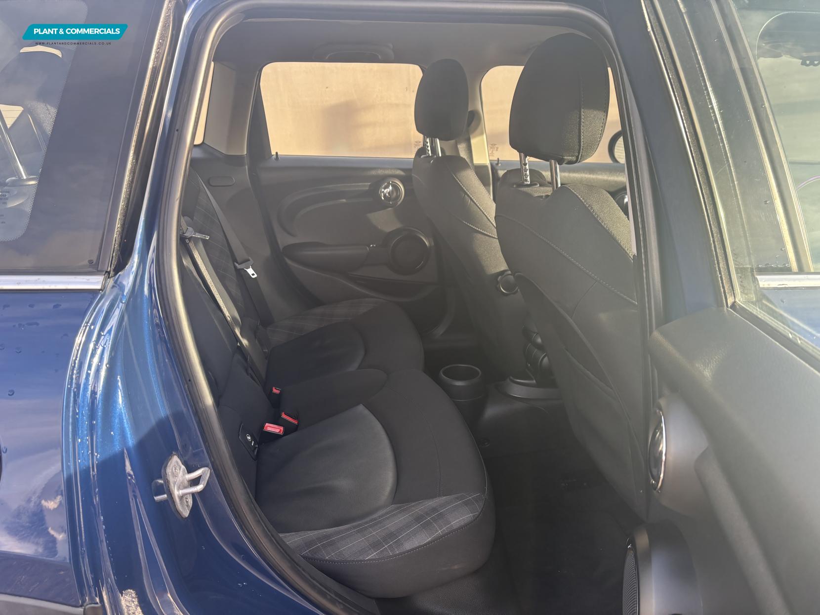 MINI Hatch 1.5 Cooper D Hatchback 5dr Diesel Manual Euro 6 (s/s) (116 ps)