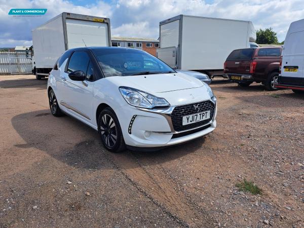 DS AUTOMOBILES DS 3 1.2 PureTech Chic Hatchback 3dr Petrol Manual Euro 6 (82 ps)