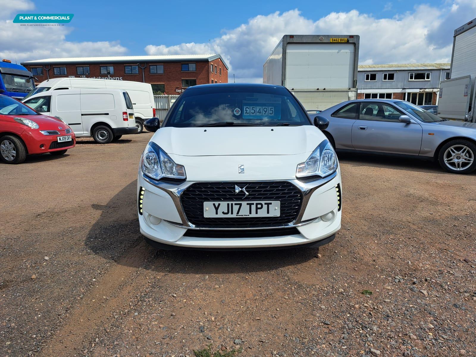 DS AUTOMOBILES DS 3 1.2 PureTech Chic Hatchback 3dr Petrol Manual Euro 6 (82 ps)