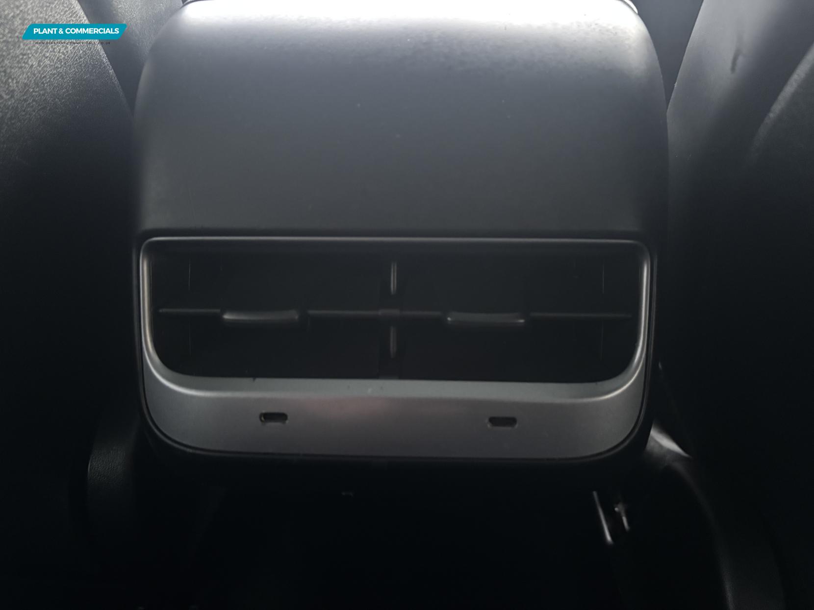 Tesla Model Y (Dual Motor) Long Range SUV 5dr Electric Auto 4WDE (384 bhp)