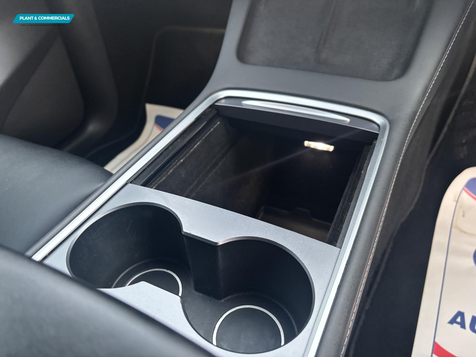 Tesla Model Y (Dual Motor) Long Range SUV 5dr Electric Auto 4WDE (384 bhp)