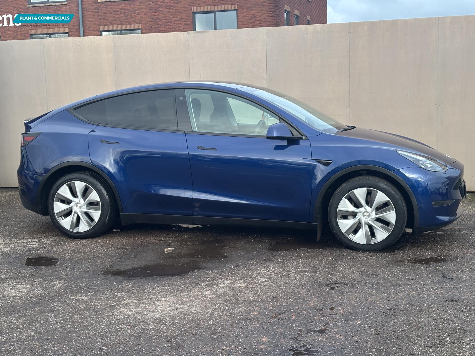 Tesla Model Y (Dual Motor) Long Range SUV 5dr Electric Auto 4WDE (384 bhp)