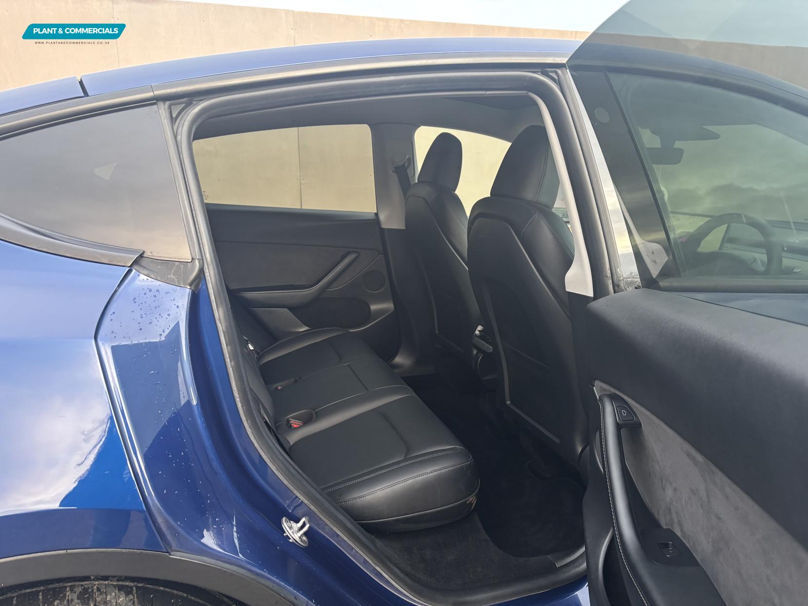 Tesla Model Y (Dual Motor) Long Range SUV 5dr Electric Auto 4WDE (384 bhp)