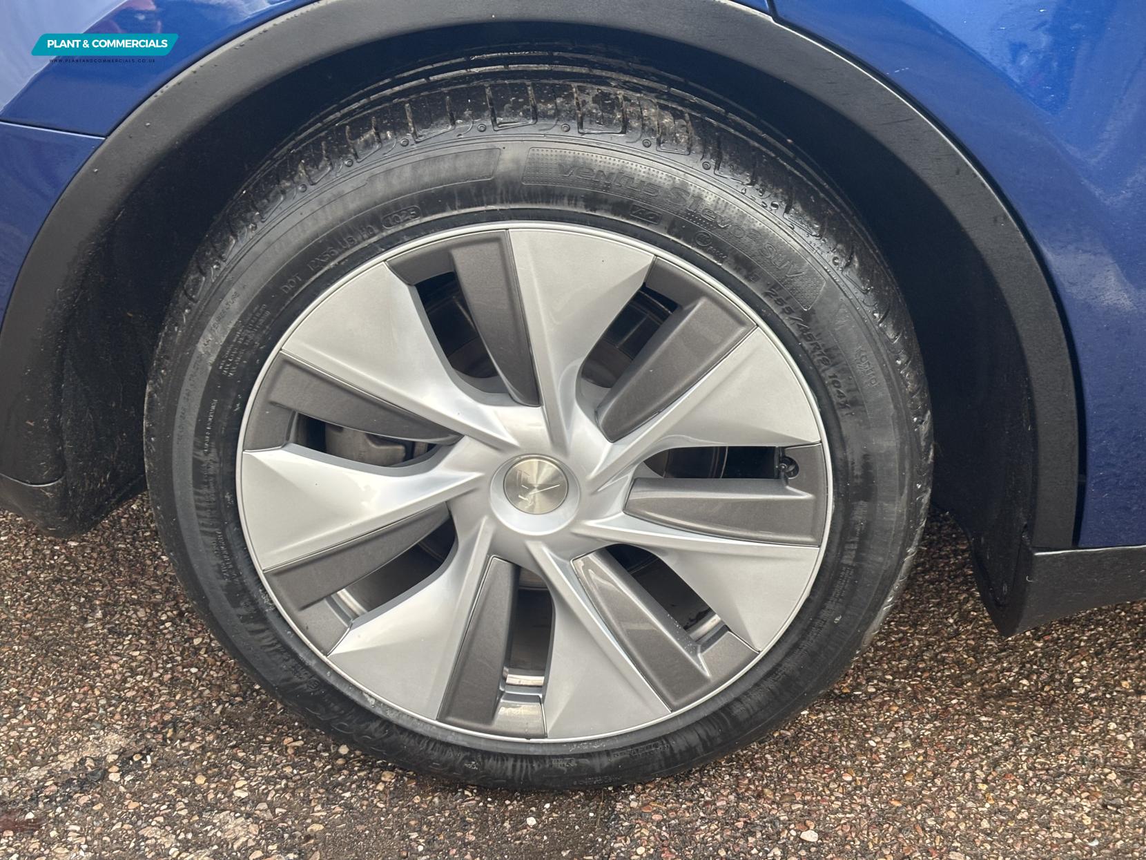 Tesla Model Y (Dual Motor) Long Range SUV 5dr Electric Auto 4WDE (384 bhp)