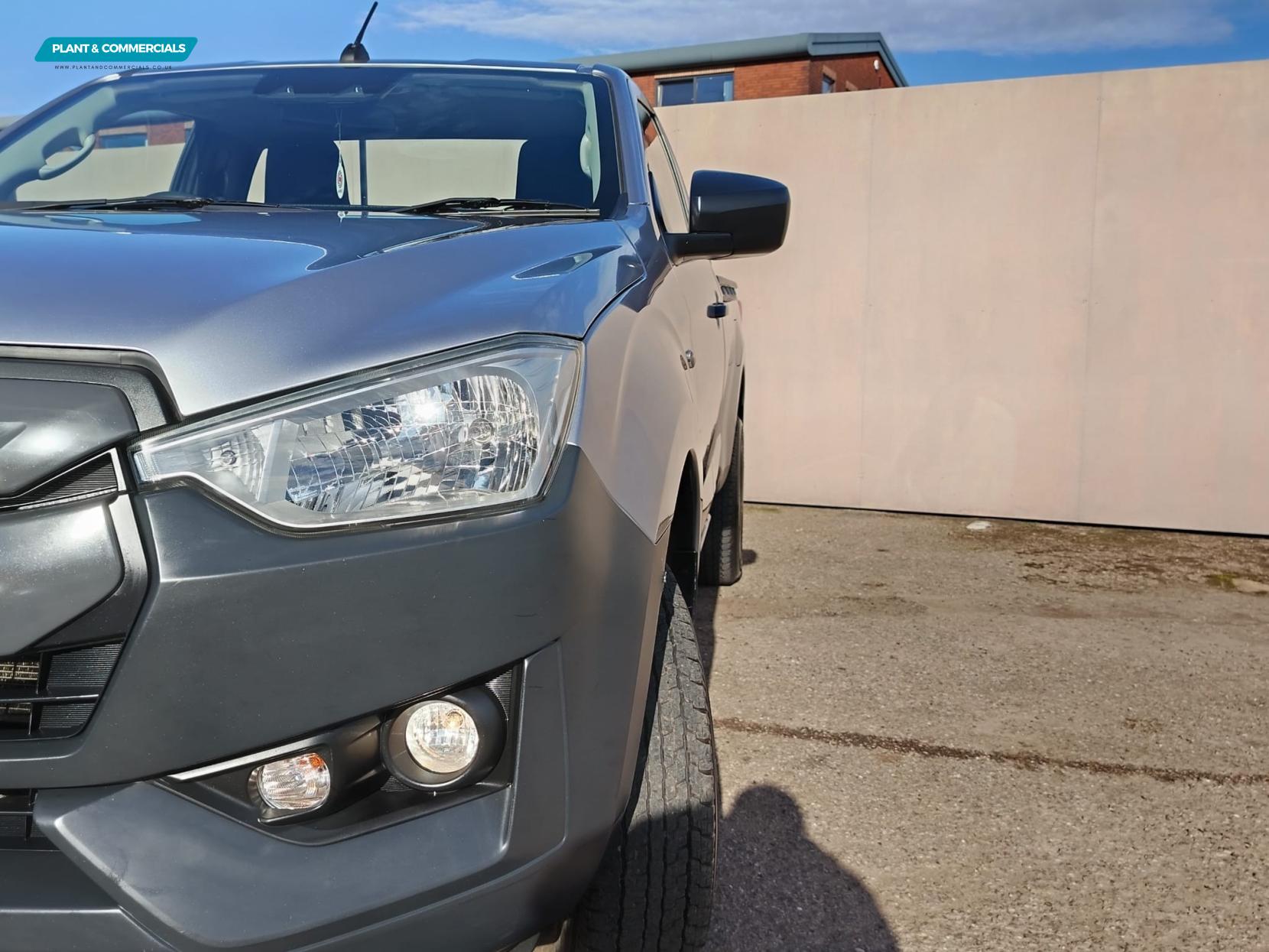 Isuzu D-Max 1.9 Utility Pickup (2020 - 2025)