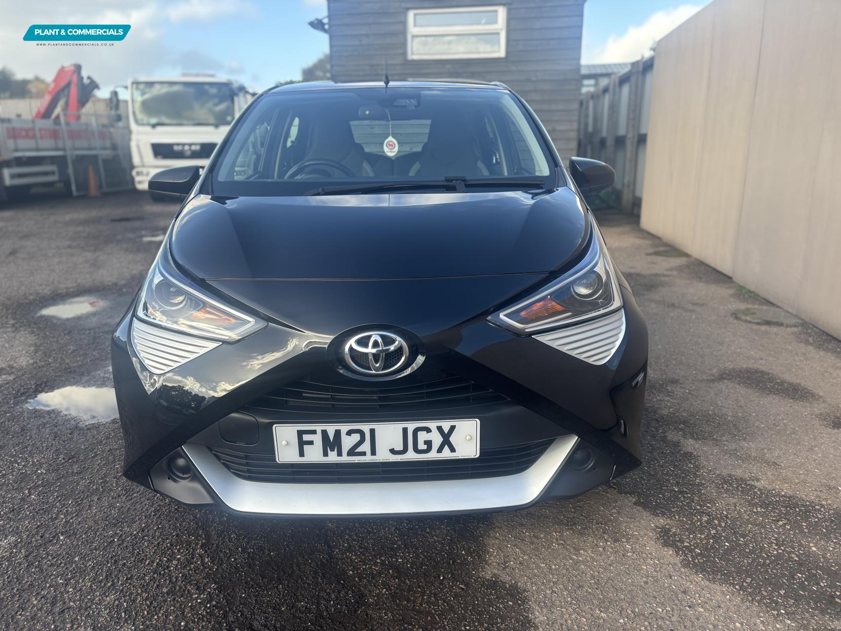 Toyota AYGO 1.0 VVT-i x-play Hatchback 5dr Petrol Manual Euro 6 (s/s) (71 ps)
