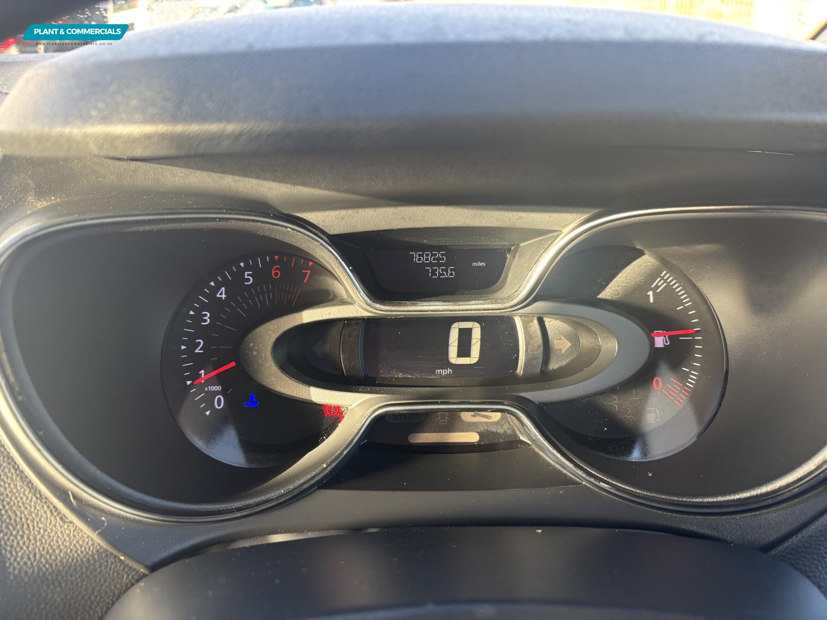 Renault Captur 0.9 TCe ENERGY Iconic SUV 5dr Petrol Manual Euro 6 (s/s) (90 ps)