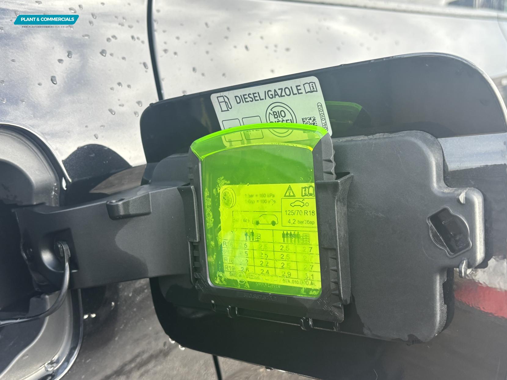 Skoda Karoq 2.0 TDI SE Drive SUV 5dr Diesel Manual Euro 6 (s/s) (116 ps)