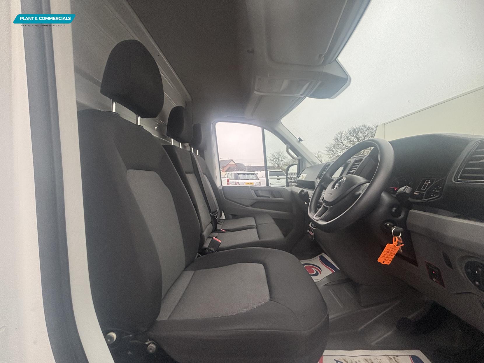 Volkswagen Crafter 2.0 TDI CR35 Startline Flat Frame Chassis Cab 2dr Diesel Manual FWD LWB Euro 6 (s/s) (Flat Frame) (140 ps)