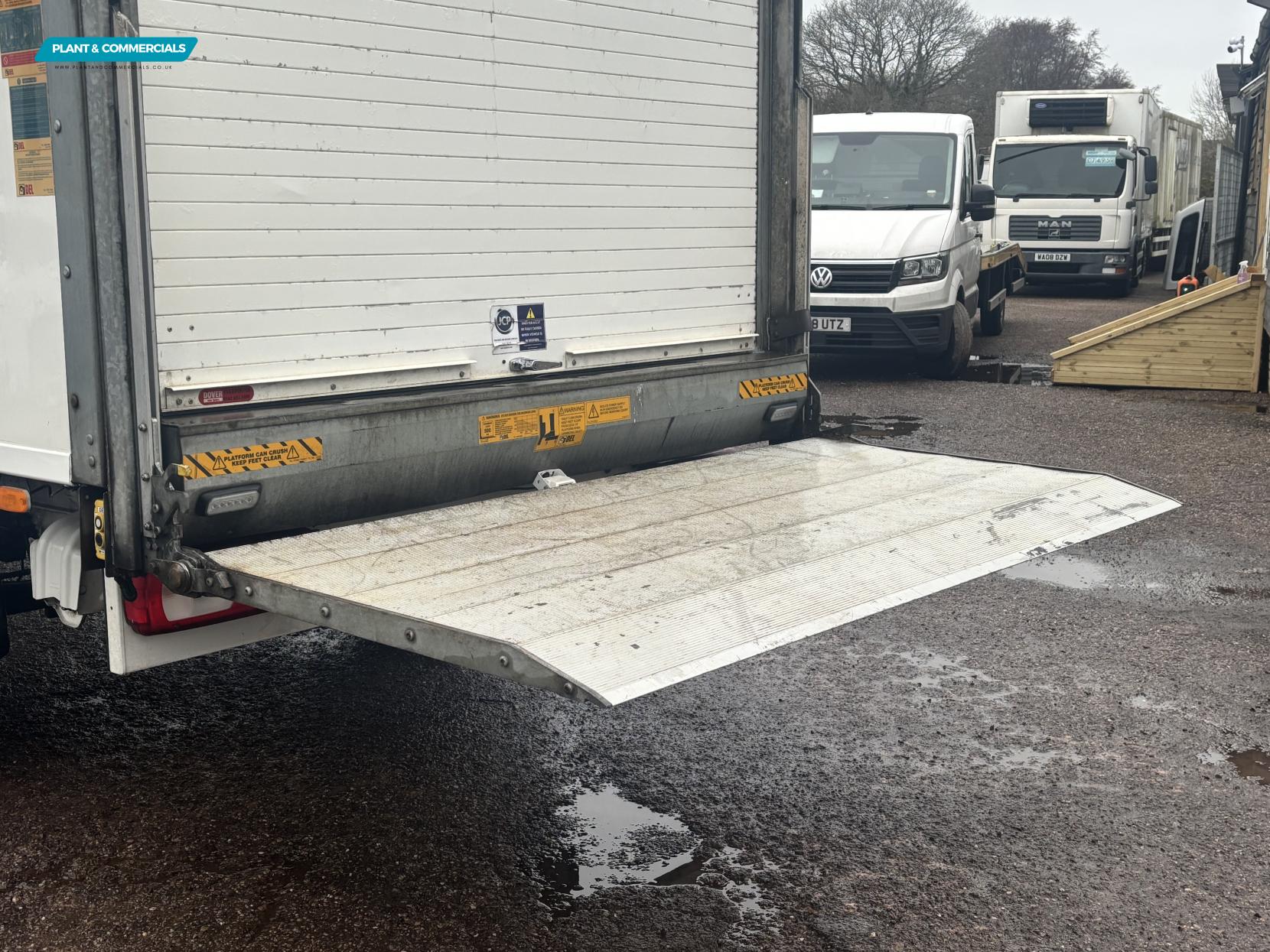 Volkswagen Crafter 2.0 TDI CR35 Startline Flat Frame Chassis Cab 2dr Diesel Manual FWD LWB Euro 6 (s/s) (Flat Frame) (140 ps)