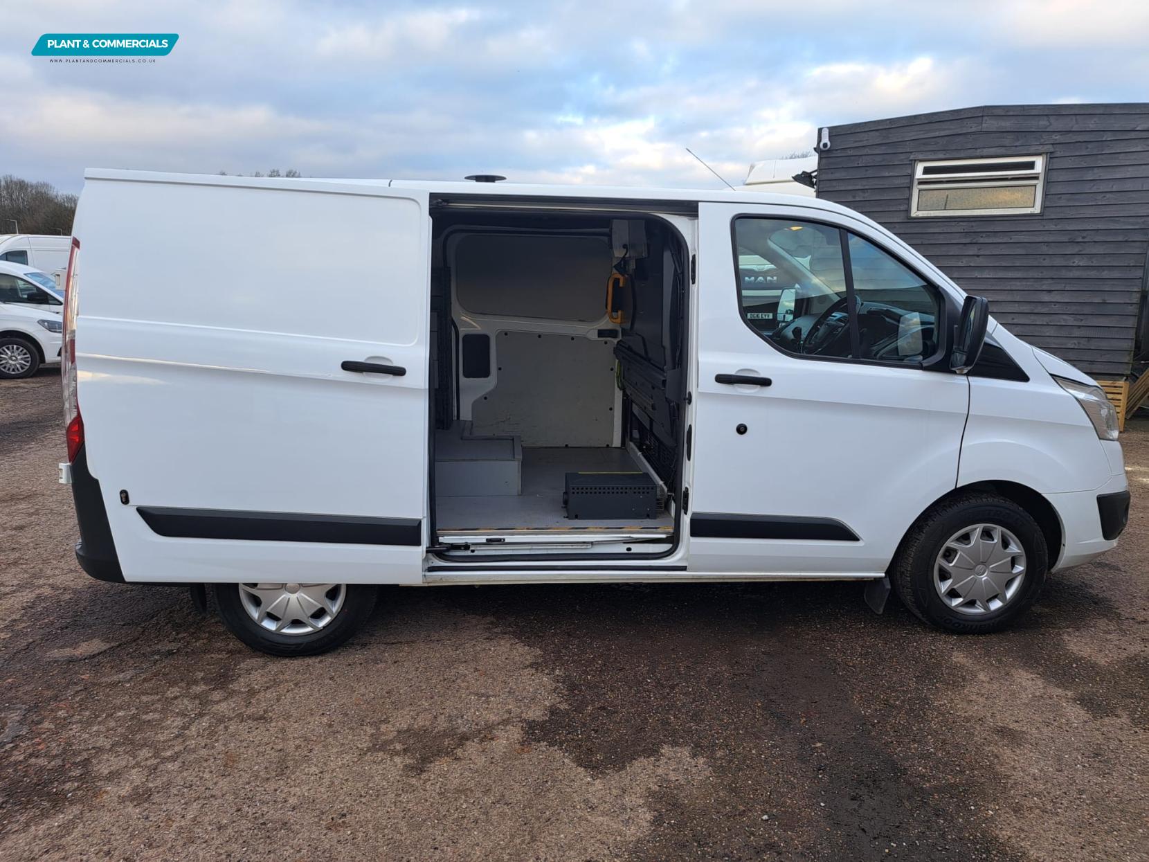 Ford Transit Custom 2.0 TDCi 310 Trend Panel Van 5dr Diesel Manual L1 H1 (157 g/km, 128 bhp)