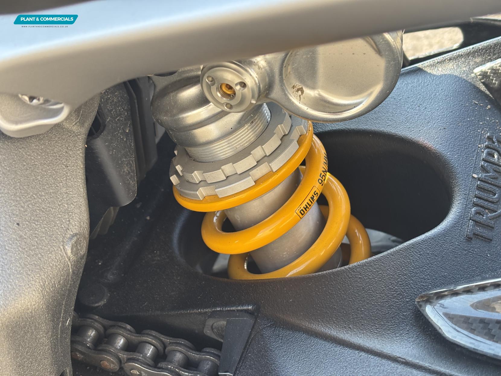 Triumph Street Triple 765 765 RS Naked Petrol Manual X-ring Euro 5 (124 ps)