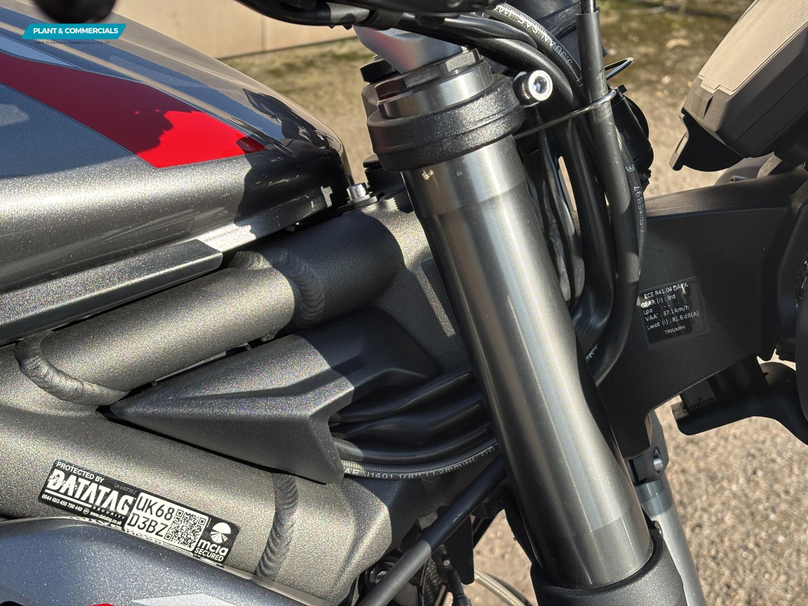 Triumph Street Triple 765 765 RS Naked Petrol Manual X-ring Euro 5 (124 ps)