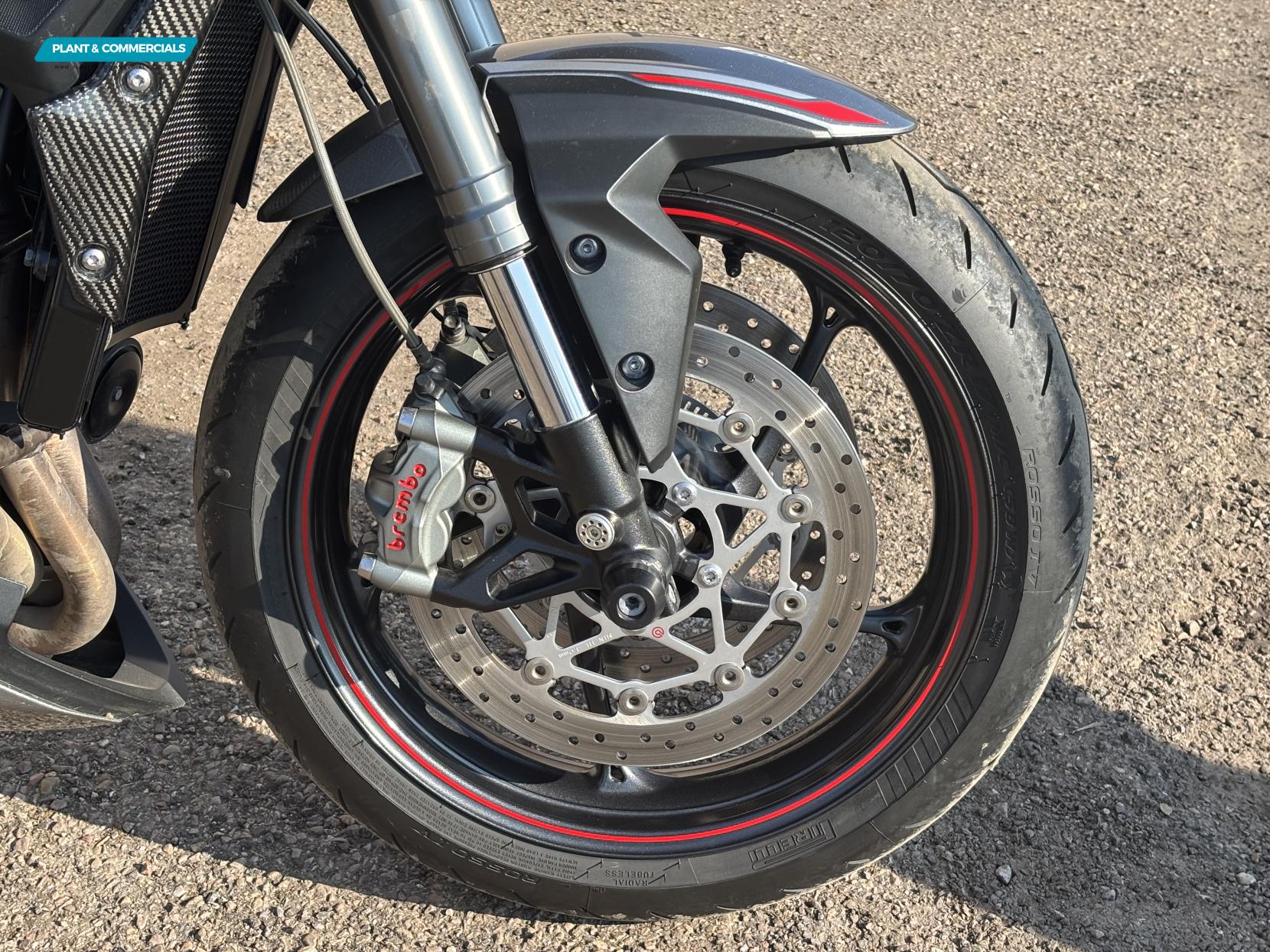 Triumph Street Triple 765 765 RS Naked Petrol Manual X-ring Euro 5 (124 ps)