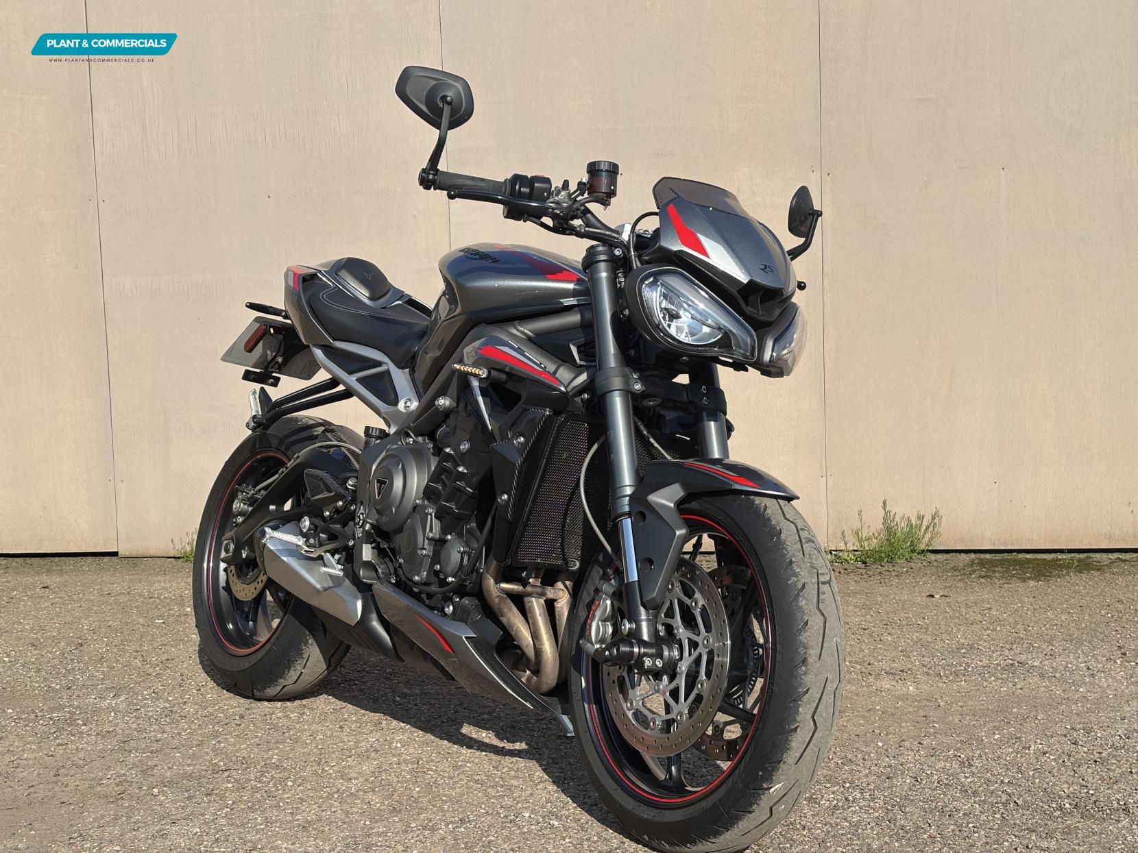 Triumph Street Triple 765 765 RS Naked Petrol Manual X-ring Euro 5 (124 ps)