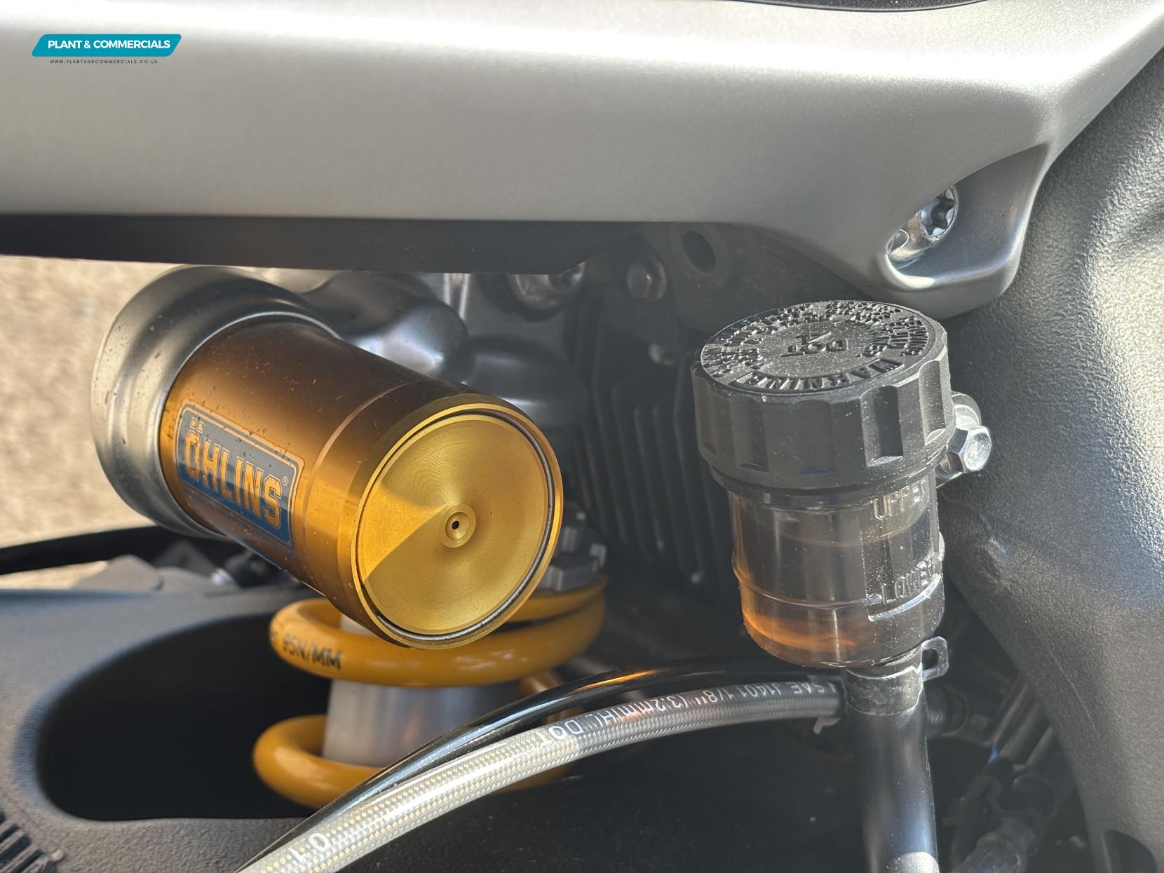 Triumph Street Triple 765 765 RS Naked Petrol Manual X-ring Euro 5 (124 ps)