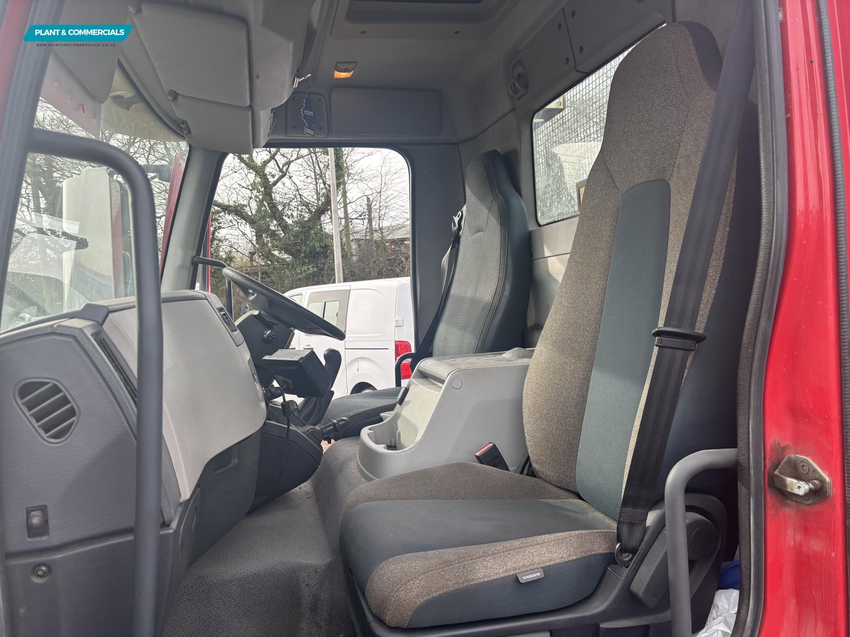 Volvo FL 7696 Day Cab B3C