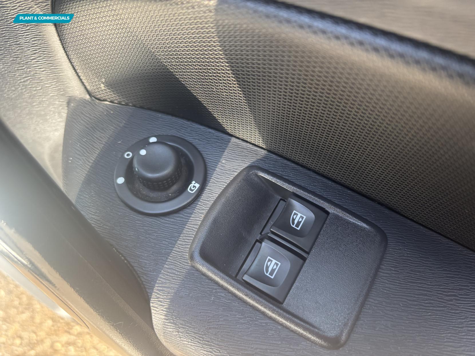 Renault Kangoo ZE ML20 33kWh Business+ Panel Van 4dr Electric Auto MWB (i) (60 ps)