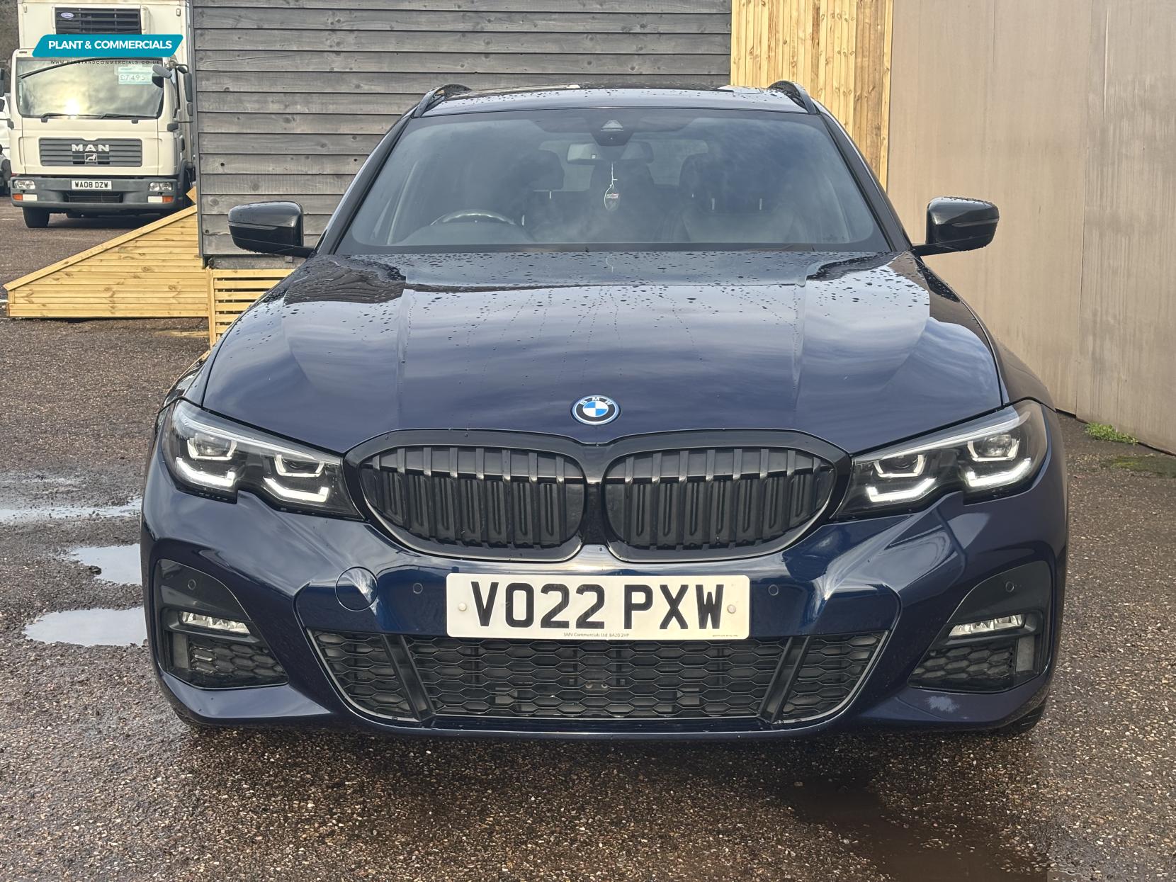 BMW 3 Series 2.0 330e 12kWh M Sport Pro Edition Touring 5dr Petrol Plug-in Hybrid Auto xDrive Euro 6 (s/s) (292 ps)