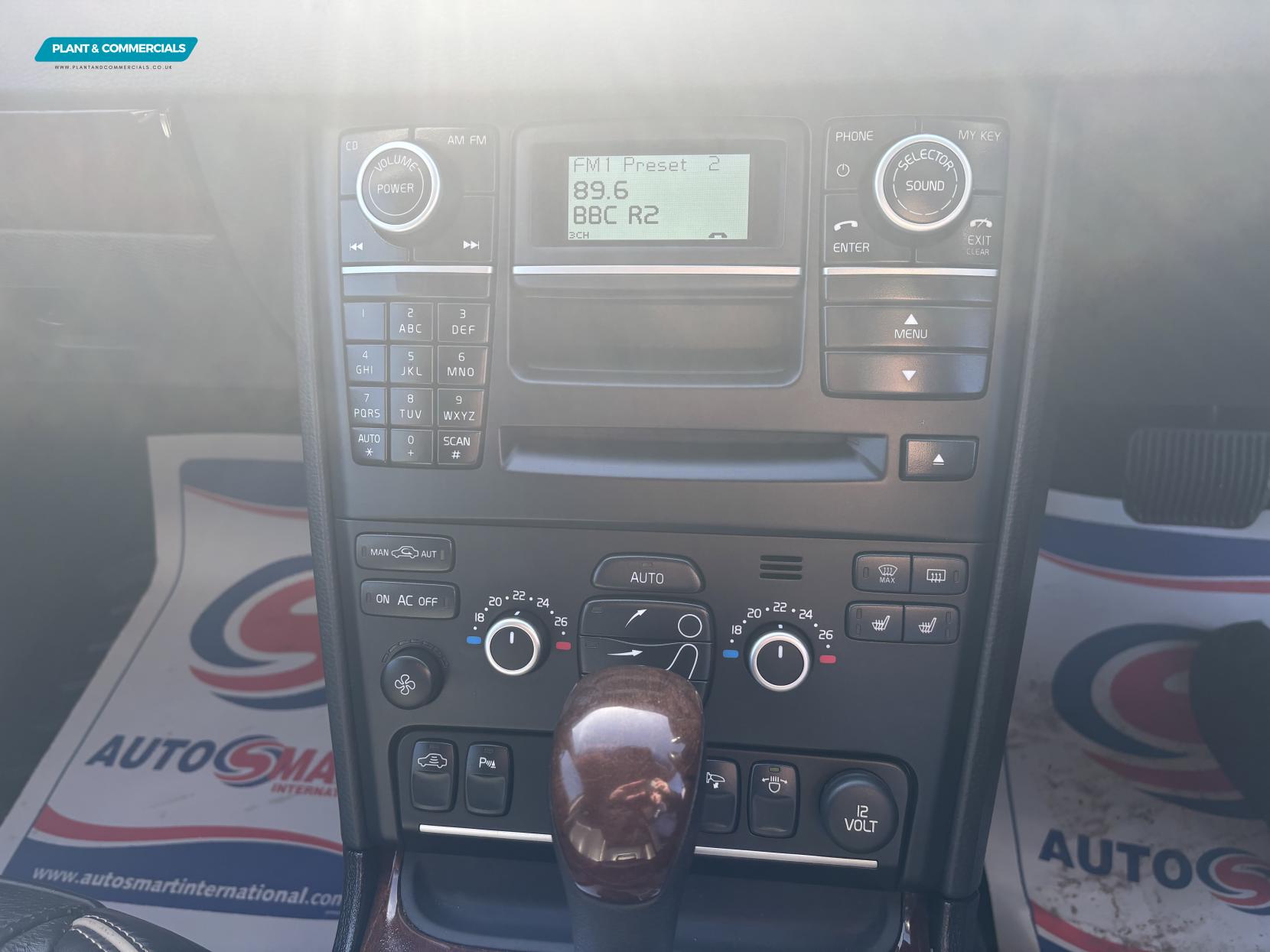 Volvo XC90 2.4 D5 Executive SUV 5dr Diesel Geartronic 4WD Euro 5 (200 ps)