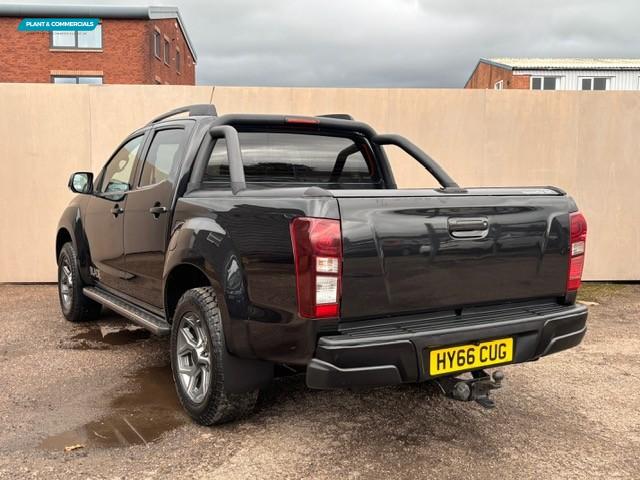 Isuzu D-Max 2.5 TD Blade Pickup 4dr Diesel Automatic 4x4 (220 g/km, 161 bhp)