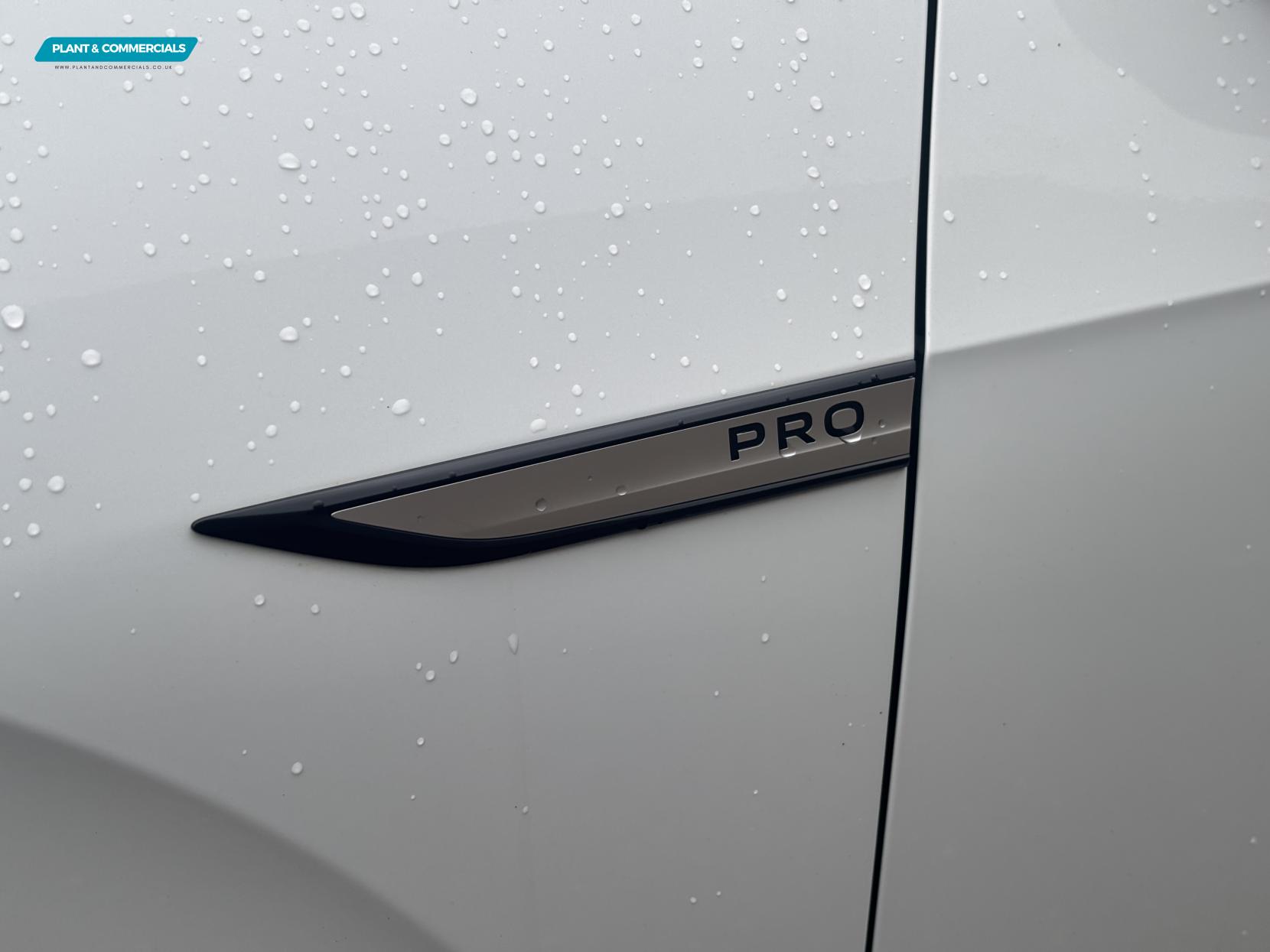 Volkswagen ID.3 Pro Performance 58kWh Life Hatchback 5dr Electric Auto (204 ps)