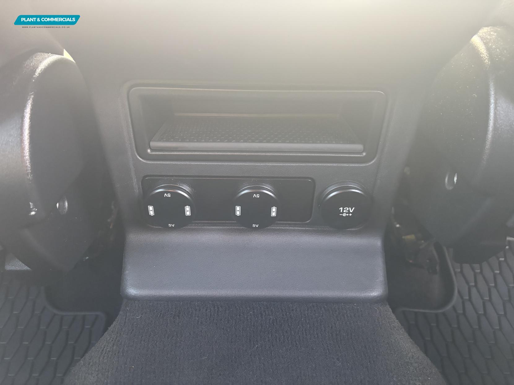 Jaguar F-PACE 2.0 D180 R-Sport SUV 5dr Diesel Auto AWD Euro 6 (s/s) (180 ps)