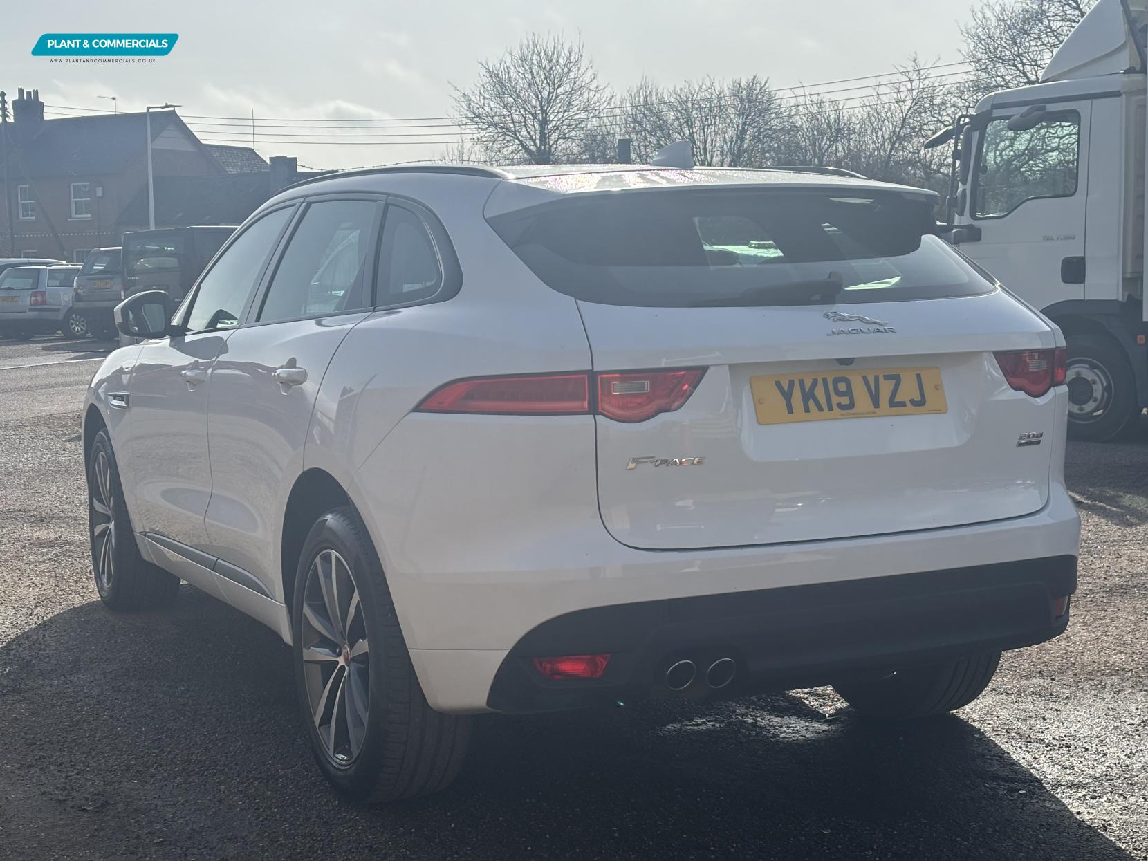 Jaguar F-PACE 2.0 D180 R-Sport SUV 5dr Diesel Auto AWD Euro 6 (s/s) (180 ps)