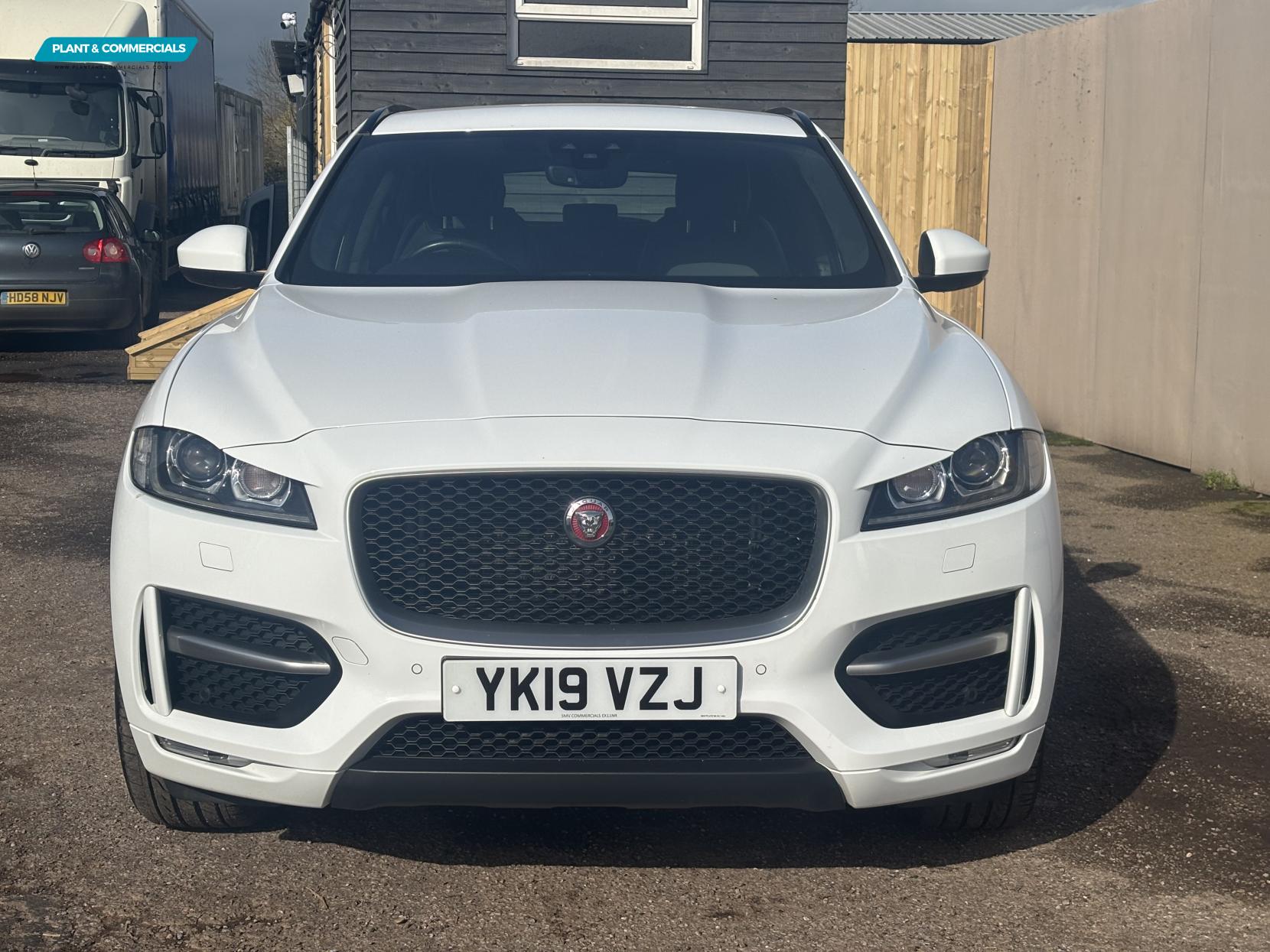 Jaguar F-PACE 2.0 D180 R-Sport SUV 5dr Diesel Auto AWD Euro 6 (s/s) (180 ps)