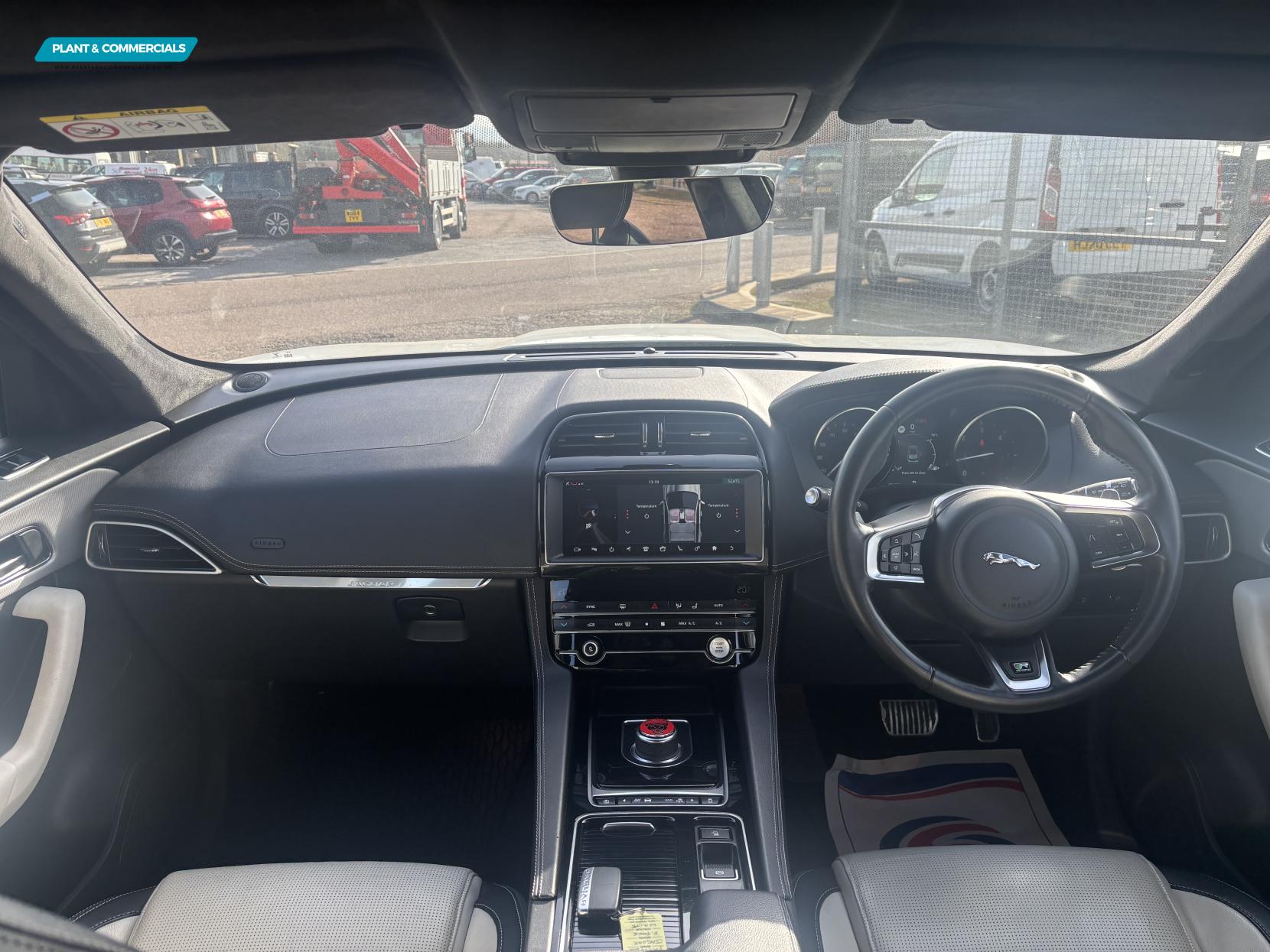 Jaguar F-PACE 2.0 D180 R-Sport SUV 5dr Diesel Auto AWD Euro 6 (s/s) (180 ps)