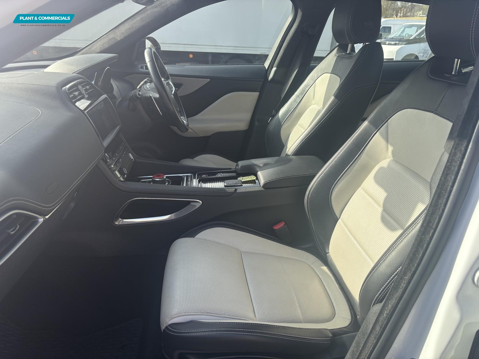 Jaguar F-PACE 2.0 D180 R-Sport SUV 5dr Diesel Auto AWD Euro 6 (s/s) (180 ps)