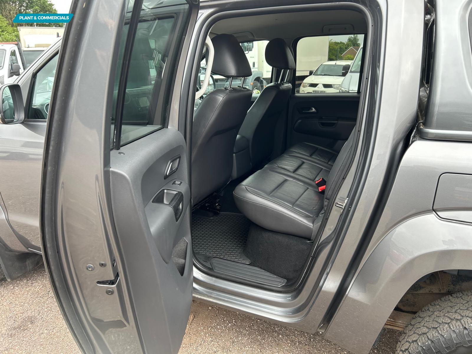 Volkswagen Amarok 2.0 BiTDI Highline Pickup Double Cab 4dr Diesel Manual 4Motion Selectable Euro 5 (163 ps)