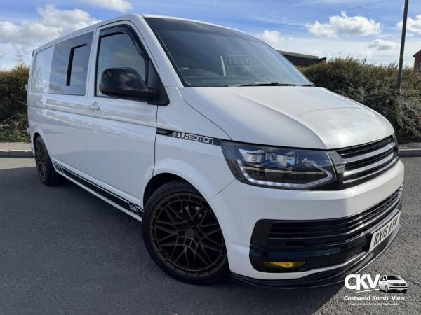 Volkswagen Transporter T6 2.0 TDI SWB HIGHLINE 6 SEATER KOMBI VAN
