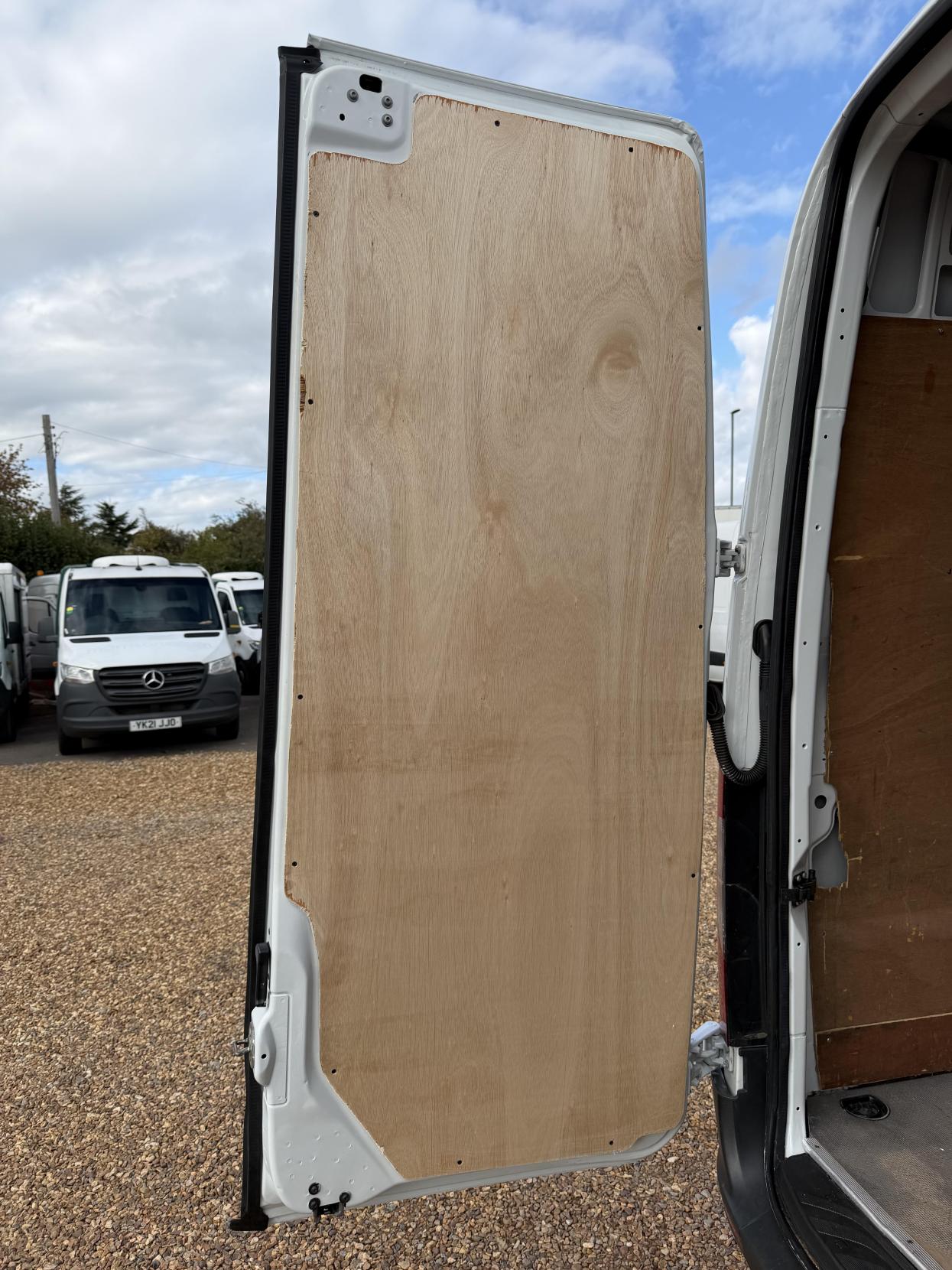 2019 Mercedes-Benz Sprinter 2.1 311 CDI Panel Van 5dr Diesel Manual RWD L3 H2 Euro 6 (114 ps) - Thumbnail 35