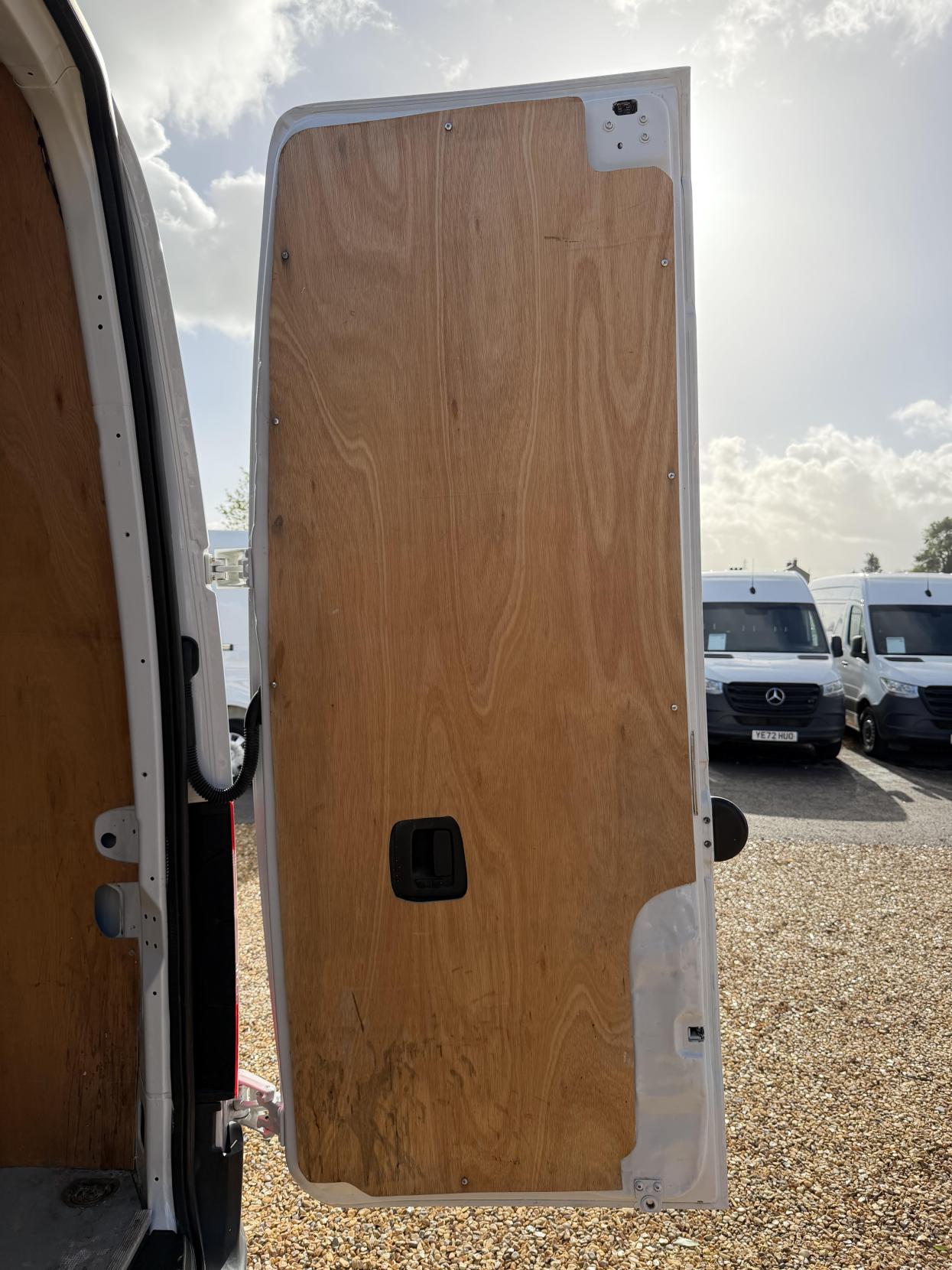 2019 Mercedes-Benz Sprinter 2.1 316 CDI Panel Van 5dr Diesel Manual RWD L2 H2 Euro 6 (163 ps) - Thumbnail 45