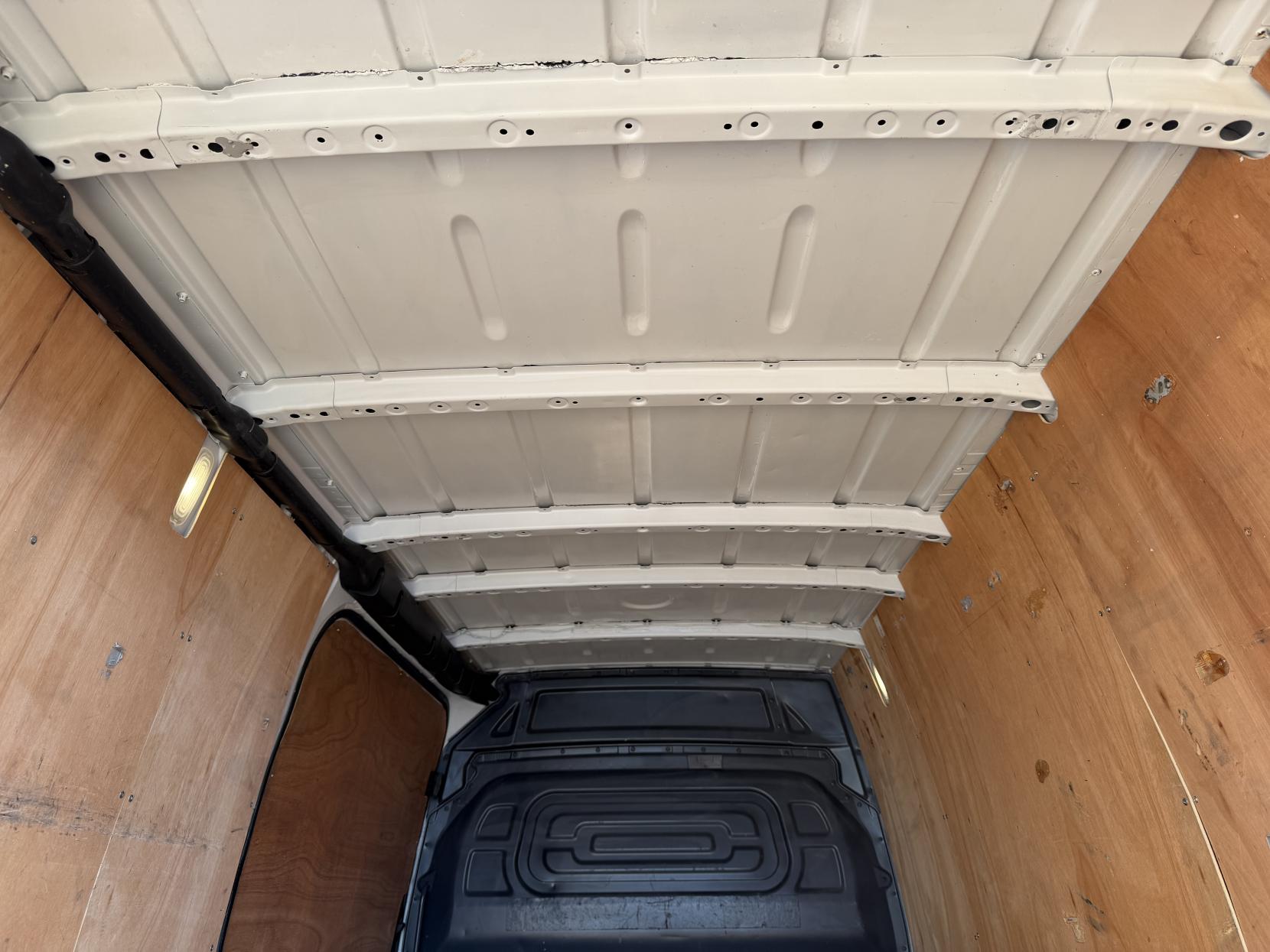 2019 Mercedes-Benz Sprinter 2.1 316 CDI Panel Van 5dr Diesel Manual RWD L2 H2 Euro 6 (163 ps) - Thumbnail 42