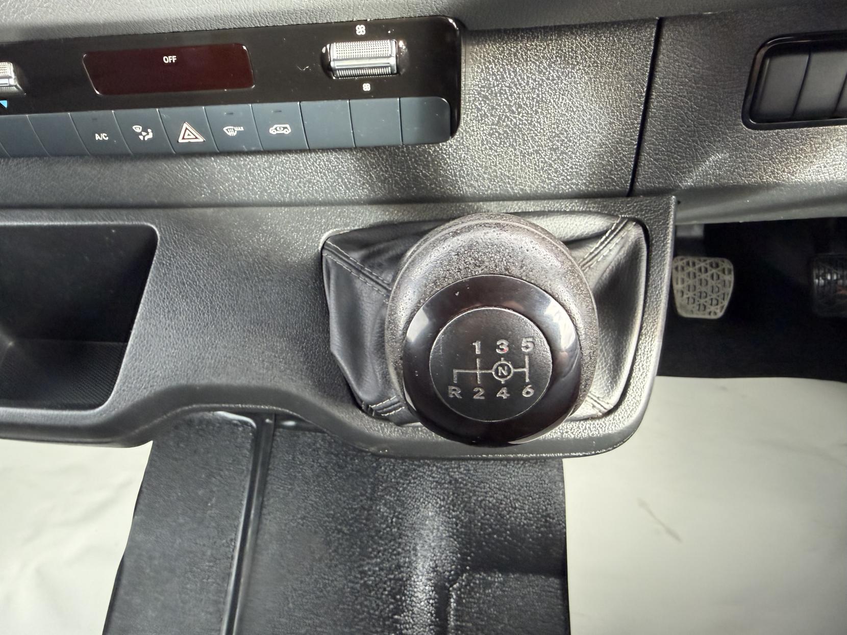 2020 Mercedes-Benz Sprinter 2.1 316 CDI Panel Van 5dr Diesel Manual RWD L2 H2 Euro 6 (163 ps) - Thumbnail 26
