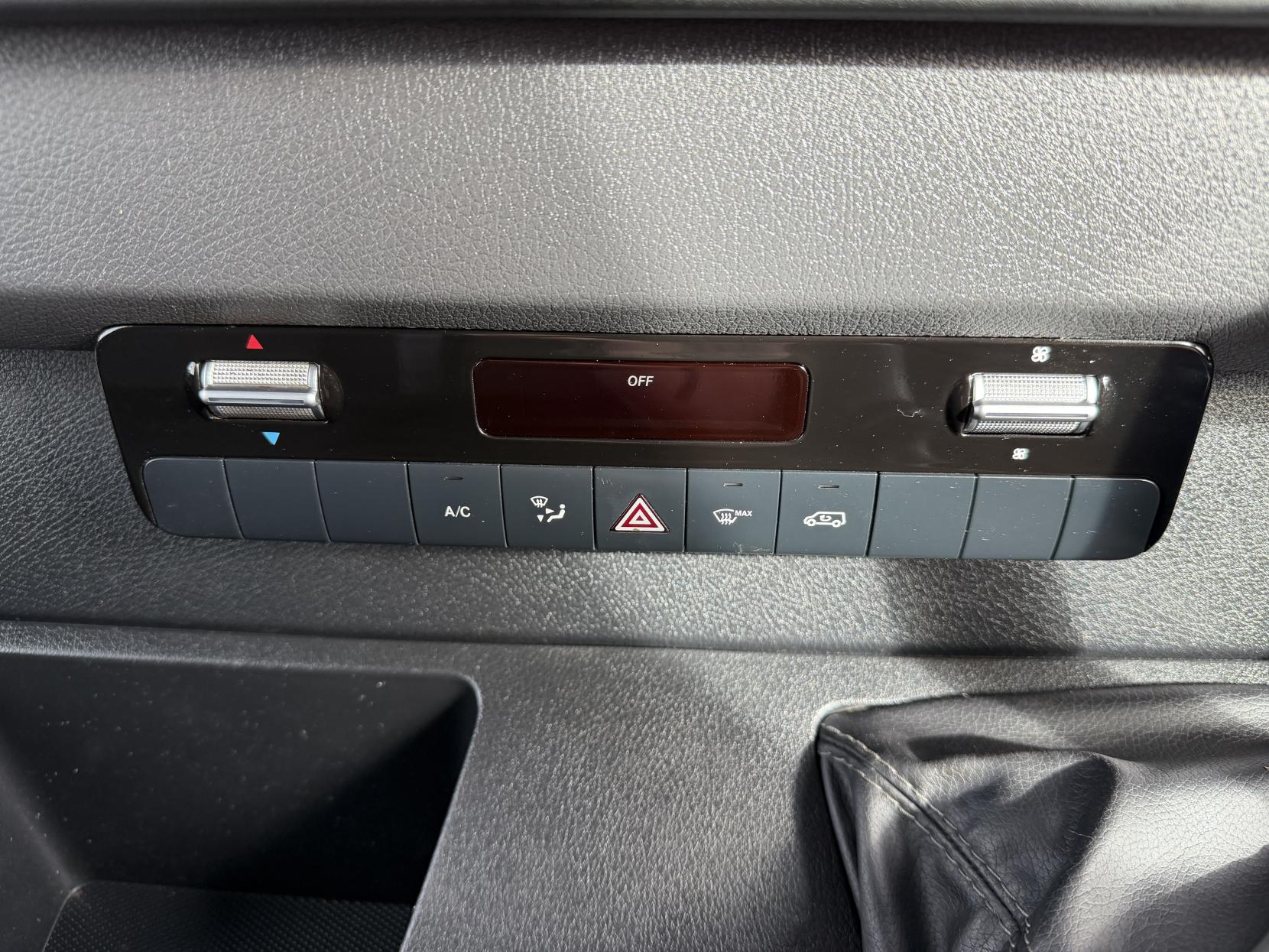 2020 Mercedes-Benz Sprinter 2.1 316 CDI Panel Van 5dr Diesel Manual RWD L2 H2 Euro 6 (163 ps) - Thumbnail 21