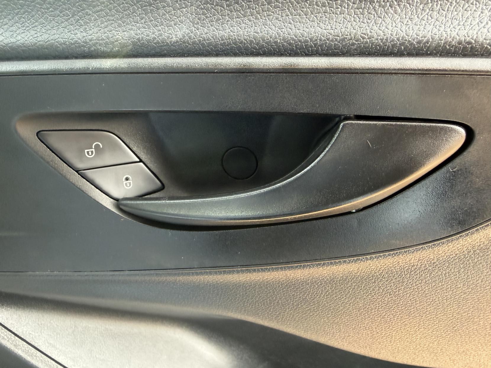 2020 Mercedes-Benz Sprinter 2.1 316 CDI Panel Van 5dr Diesel Manual RWD L2 H2 Euro 6 (163 ps) - Thumbnail 24