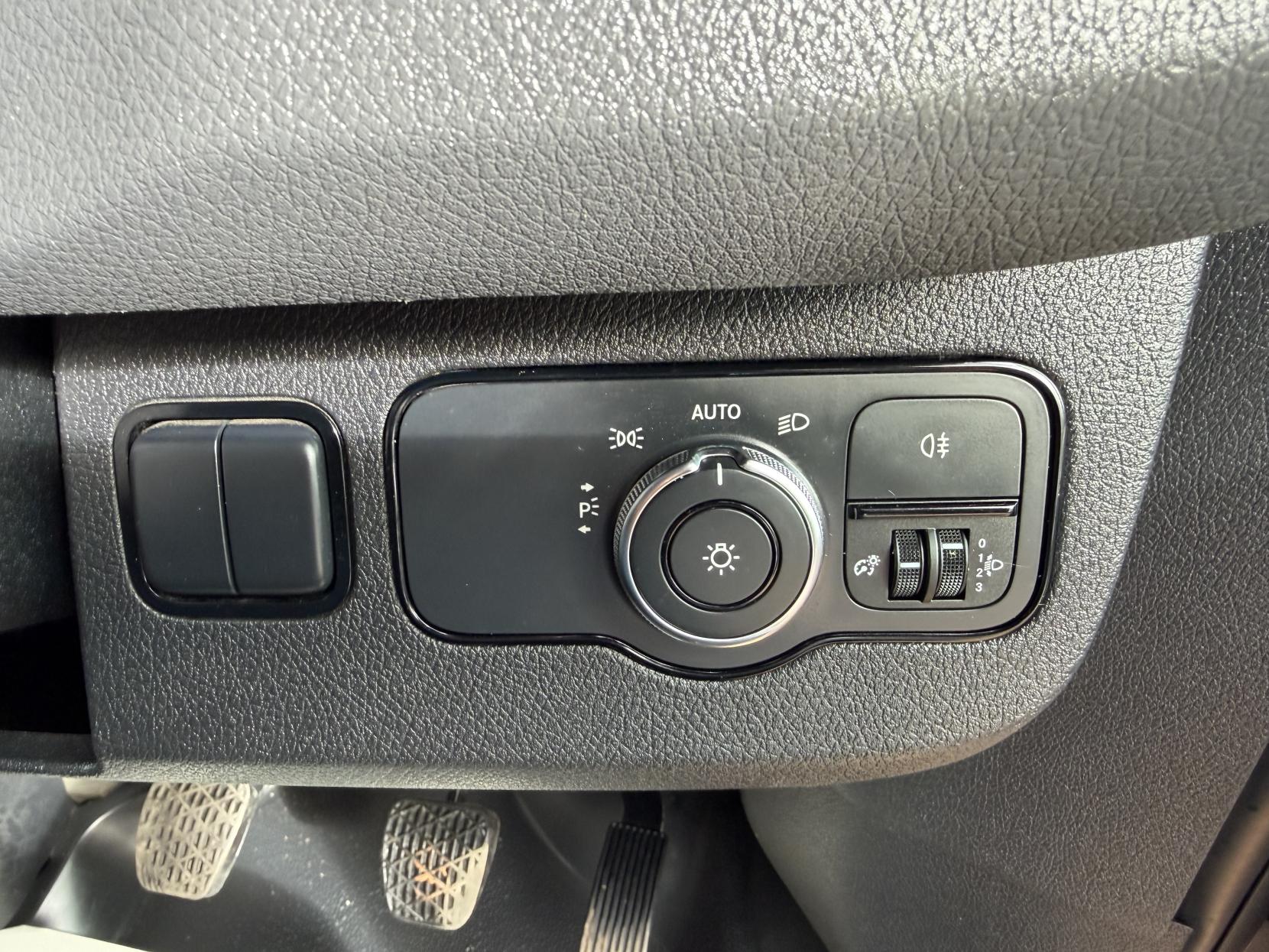2020 Mercedes-Benz Sprinter 2.1 316 CDI Panel Van 5dr Diesel Manual RWD L2 H2 Euro 6 (163 ps) - Thumbnail 23