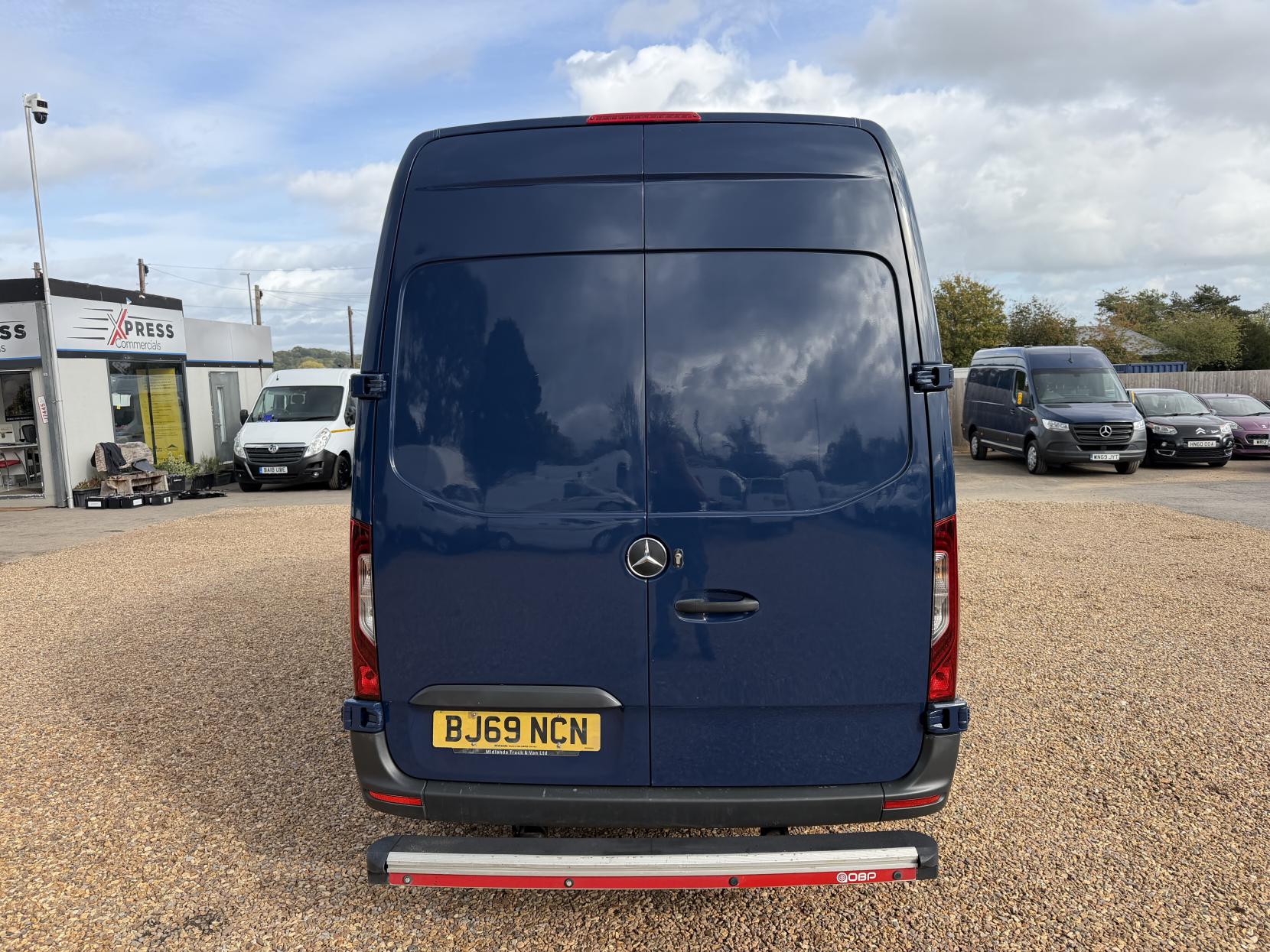 2020 Mercedes-Benz Sprinter 2.1 316 CDI Panel Van 5dr Diesel Manual RWD L2 H2 Euro 6 (163 ps) - Thumbnail 10