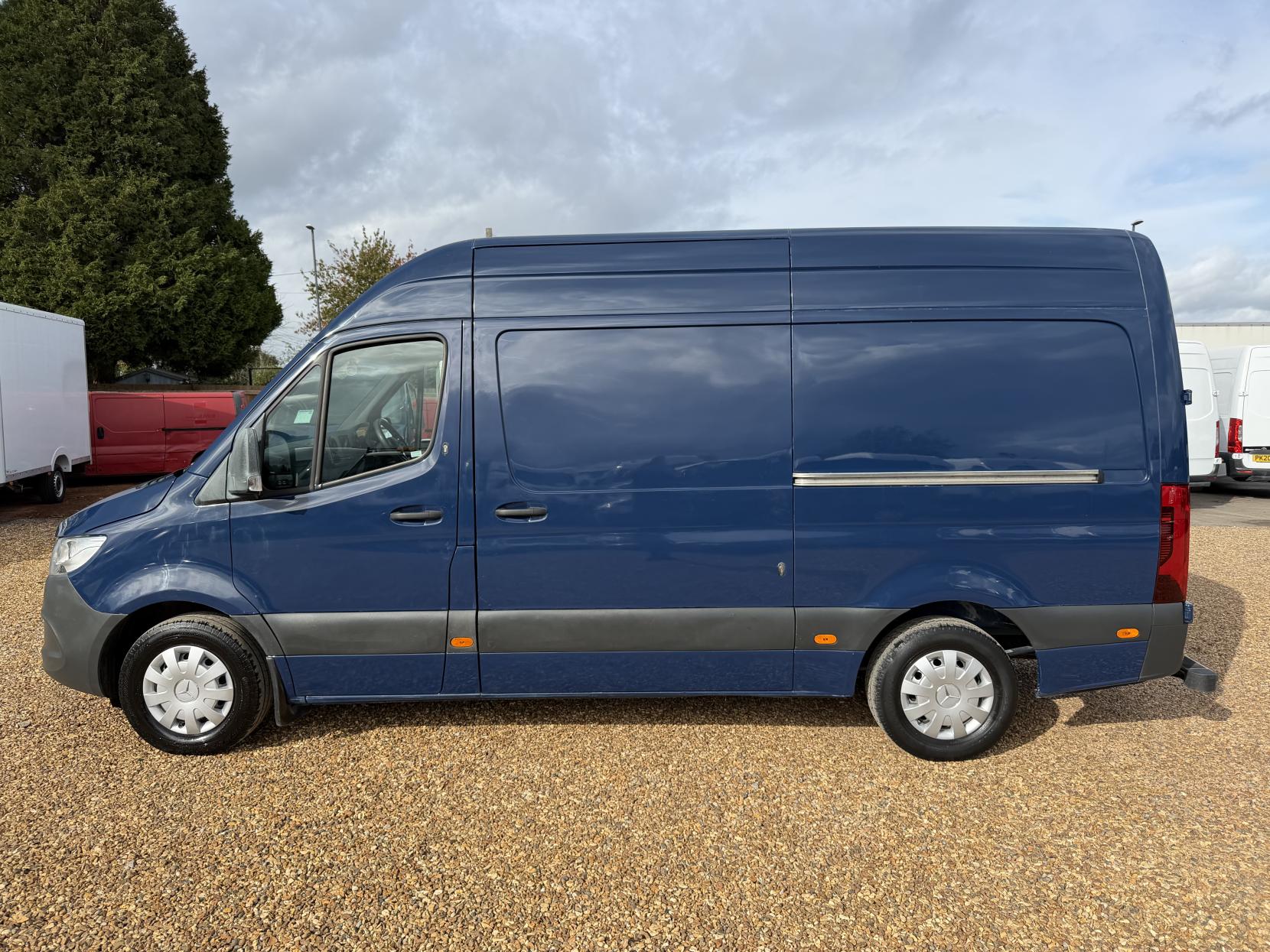 2020 Mercedes-Benz Sprinter 2.1 316 CDI Panel Van 5dr Diesel Manual RWD L2 H2 Euro 6 (163 ps) - Thumbnail 8