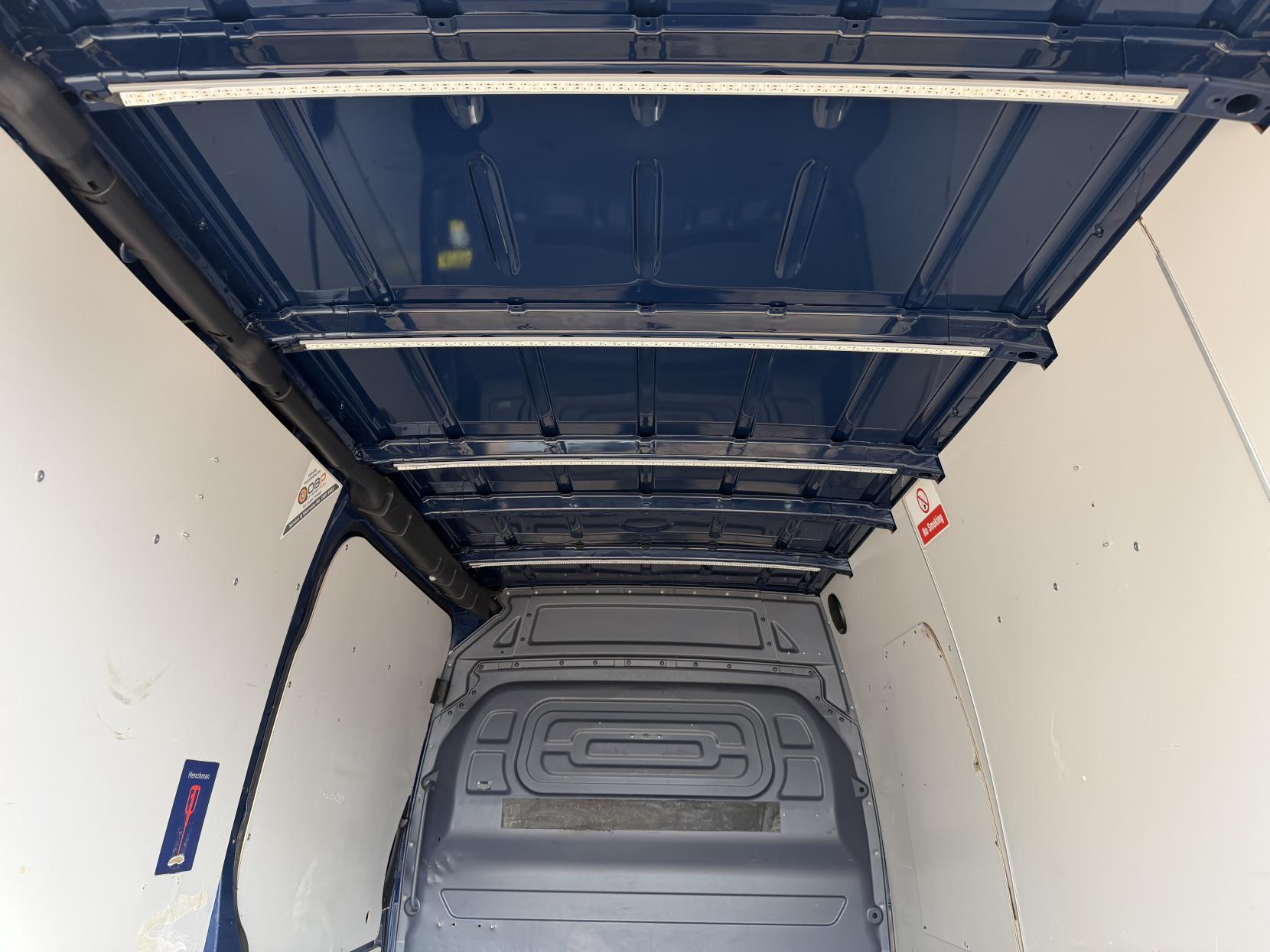 2020 Mercedes-Benz Sprinter 2.1 316 CDI Panel Van 5dr Diesel Manual RWD L2 H2 Euro 6 (163 ps) - Thumbnail 44