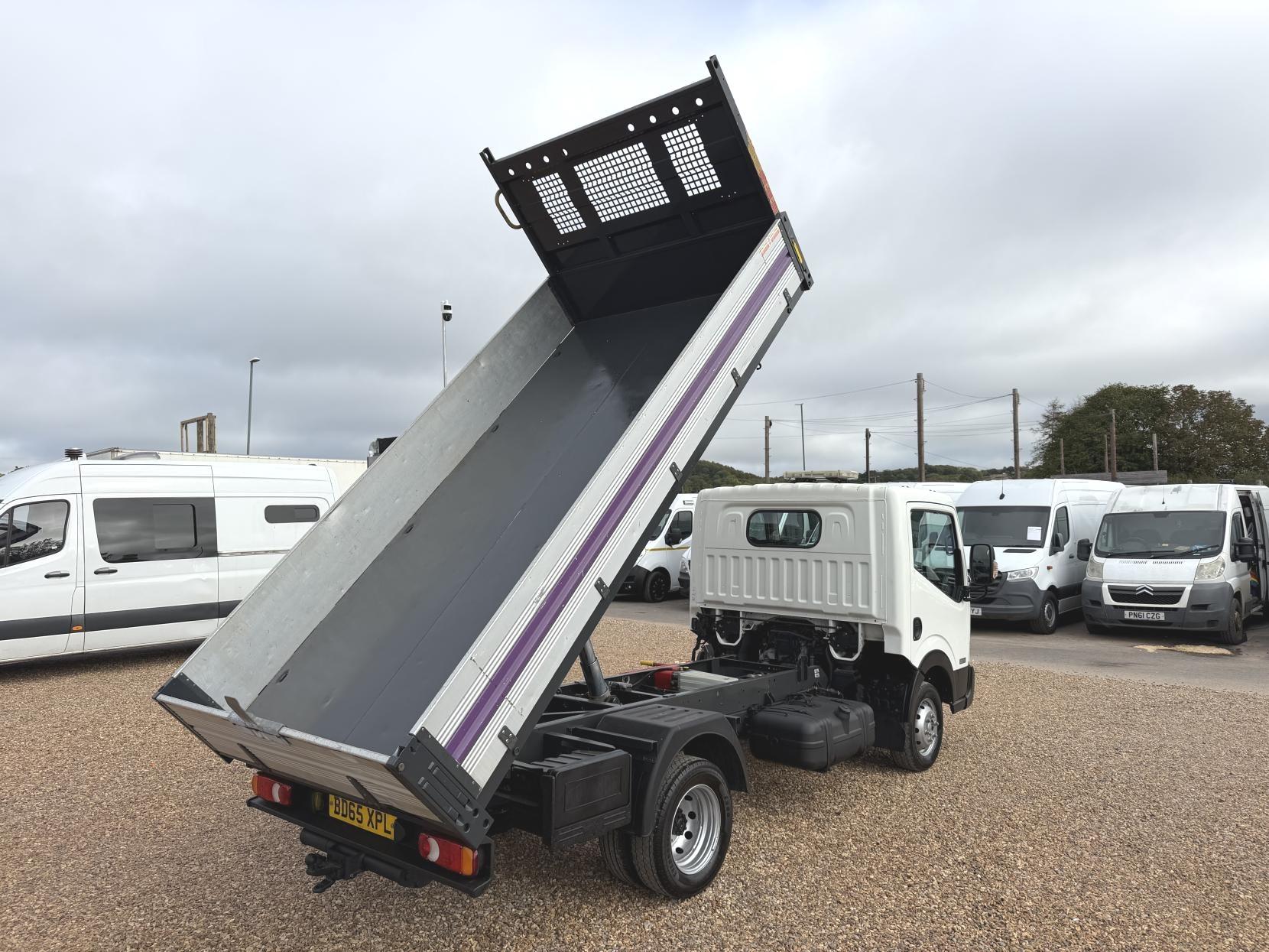 2015 Nissan NT400 Cabstar Tipper LWB Other - Thumbnail 12
