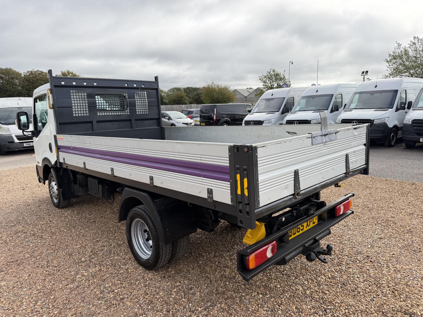 2015 Nissan NT400 Cabstar Tipper LWB Other - Thumbnail 45