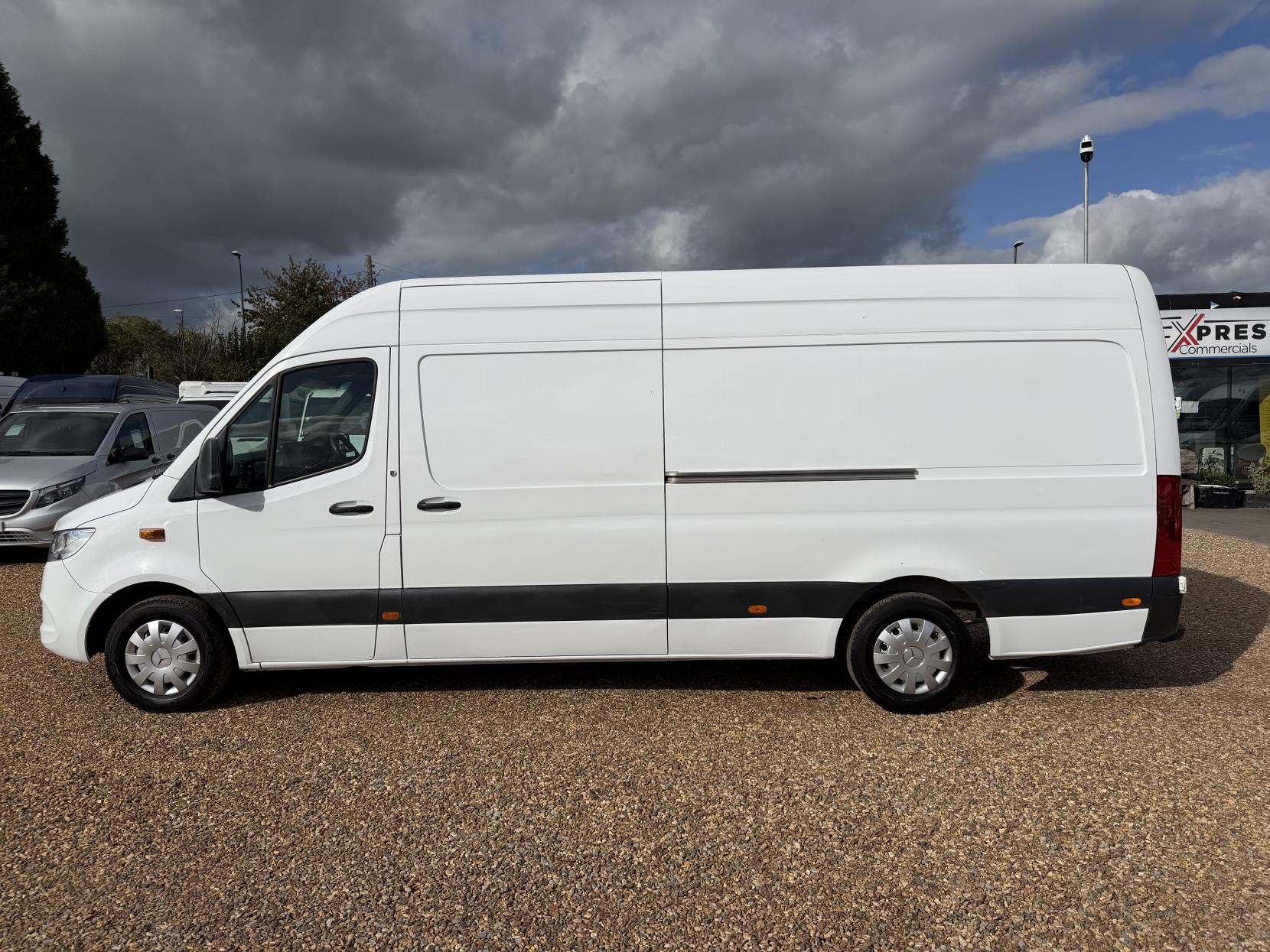 2020 Mercedes-Benz Sprinter 2.1 311 CDI Panel Van 5dr Diesel Manual RWD L3 H2 Euro 6 (114 ps) - Thumbnail 8